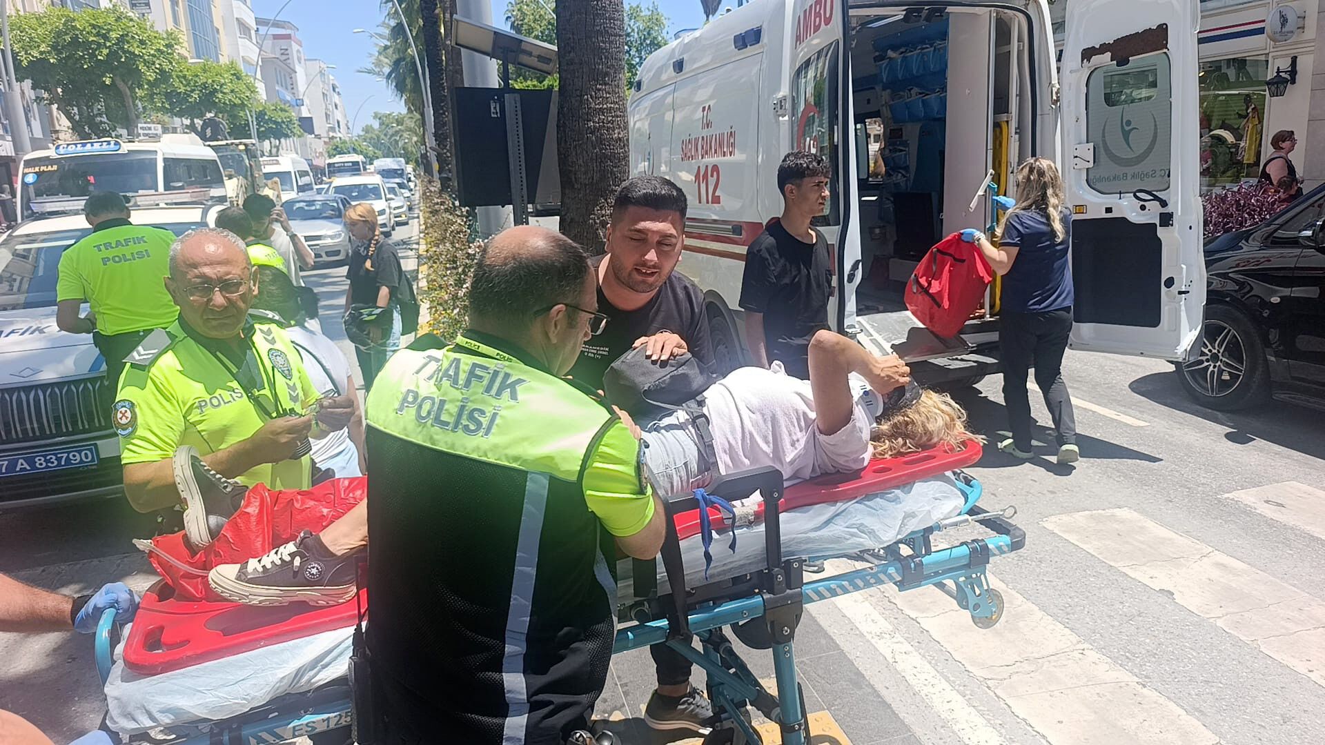 Manavgat'ta Bu Yaya Geçidinde Kazalar Bitmedi (1)
