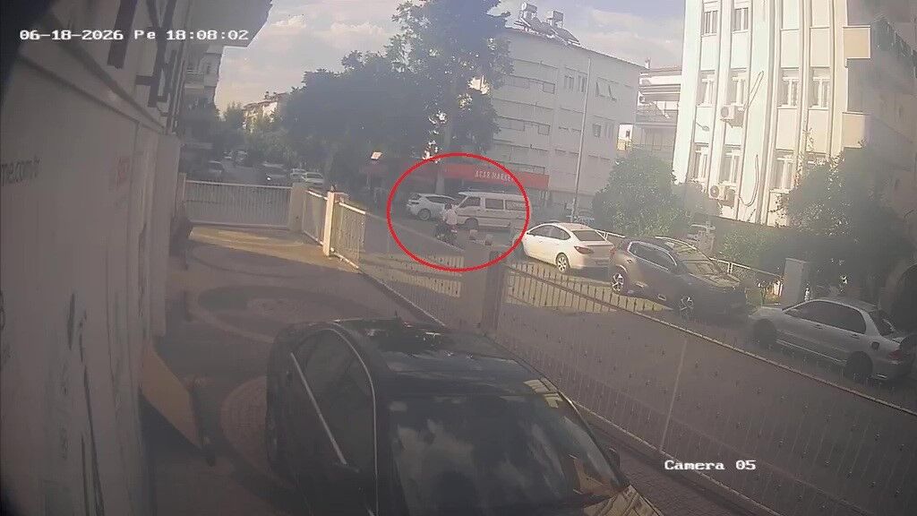Manavgat'ta Kaskı Hayatını Kurtardı (1)
