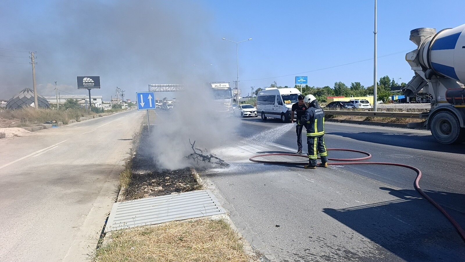 Manavgat'ta Yardım Etmek Yerine Motorun Yanışını Izlediler (3)