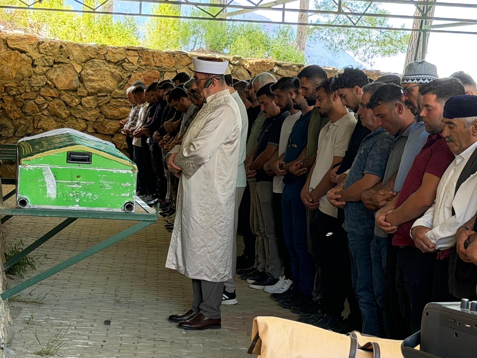Merve Erik Hayriye Arıkan Denizli Yolcu Otobüsü Kazası (1)-1