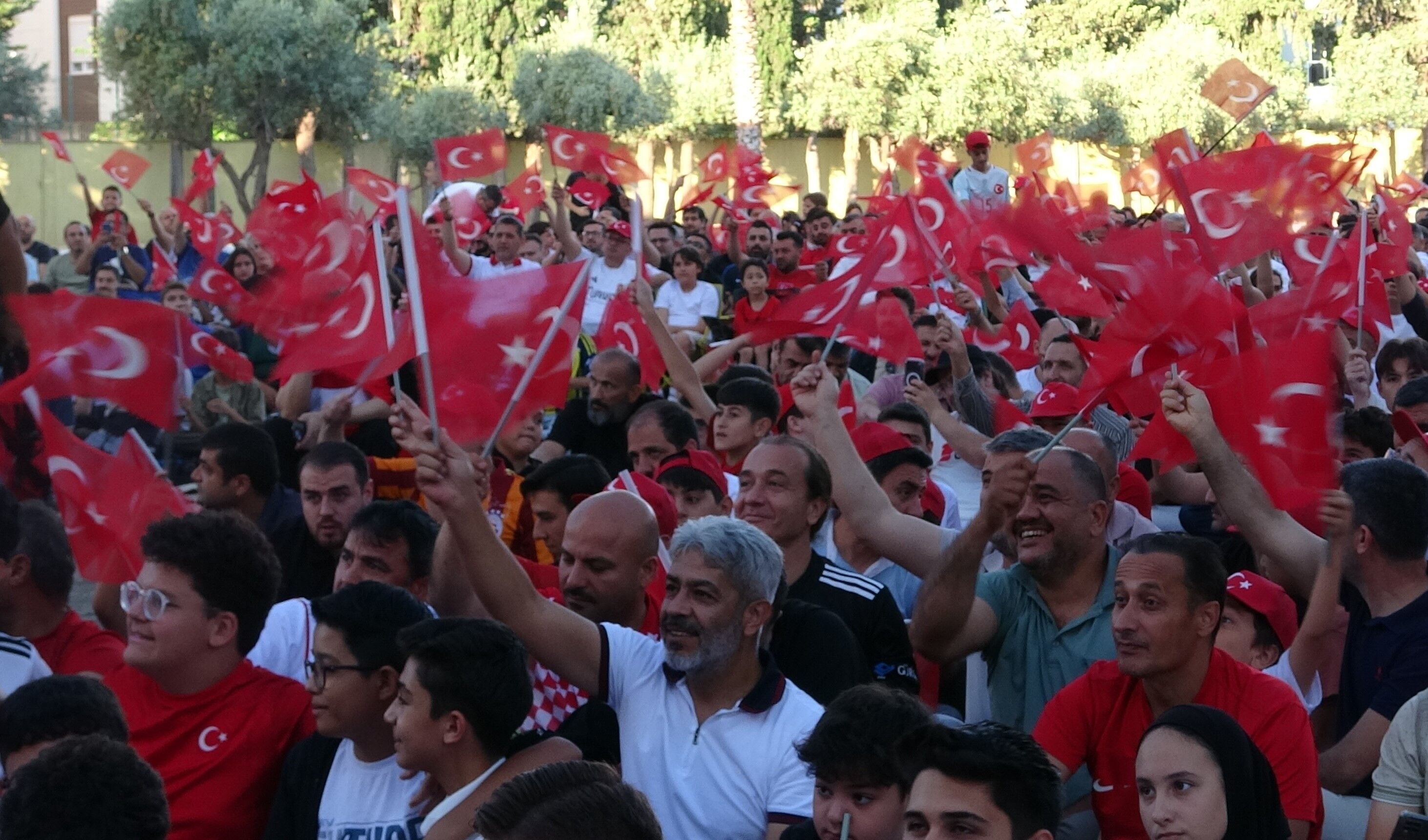 Milli Maç (3)