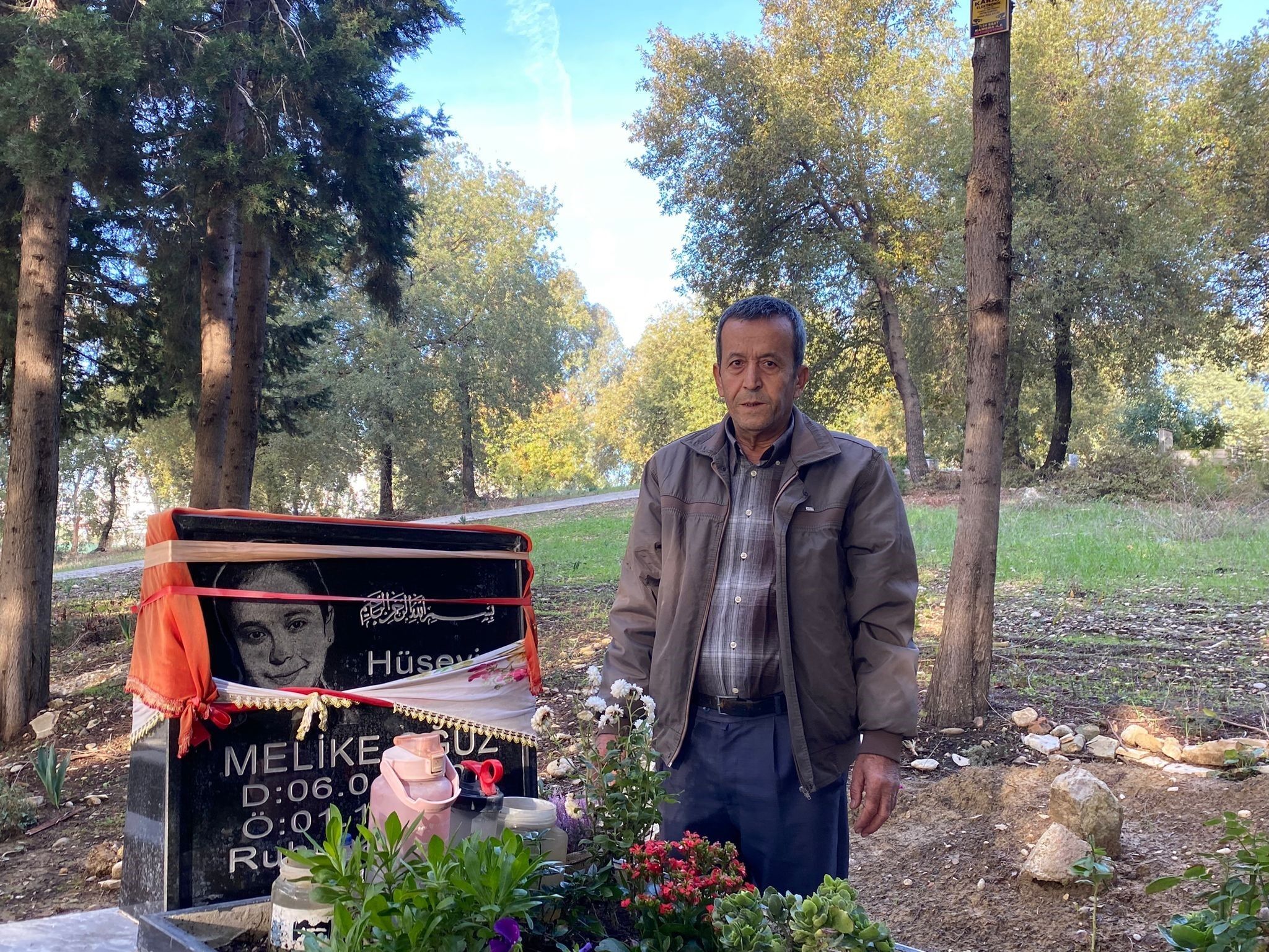 Okula Götürdüğü 16 Yaşındaki Kızını Kazada Kaybetmişti Acısına Dayanamayıp Vefat Etti (3)