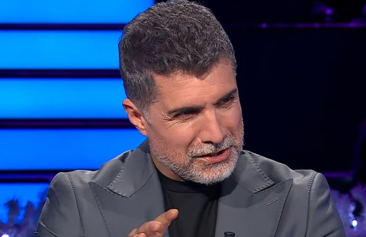 Özcan Deniz2