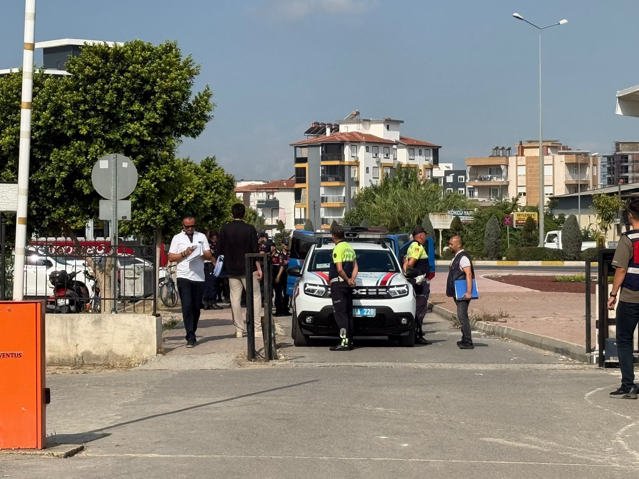 Serik'te Operasyon! Geniş Güvenlik Önlemi Alındı (3)