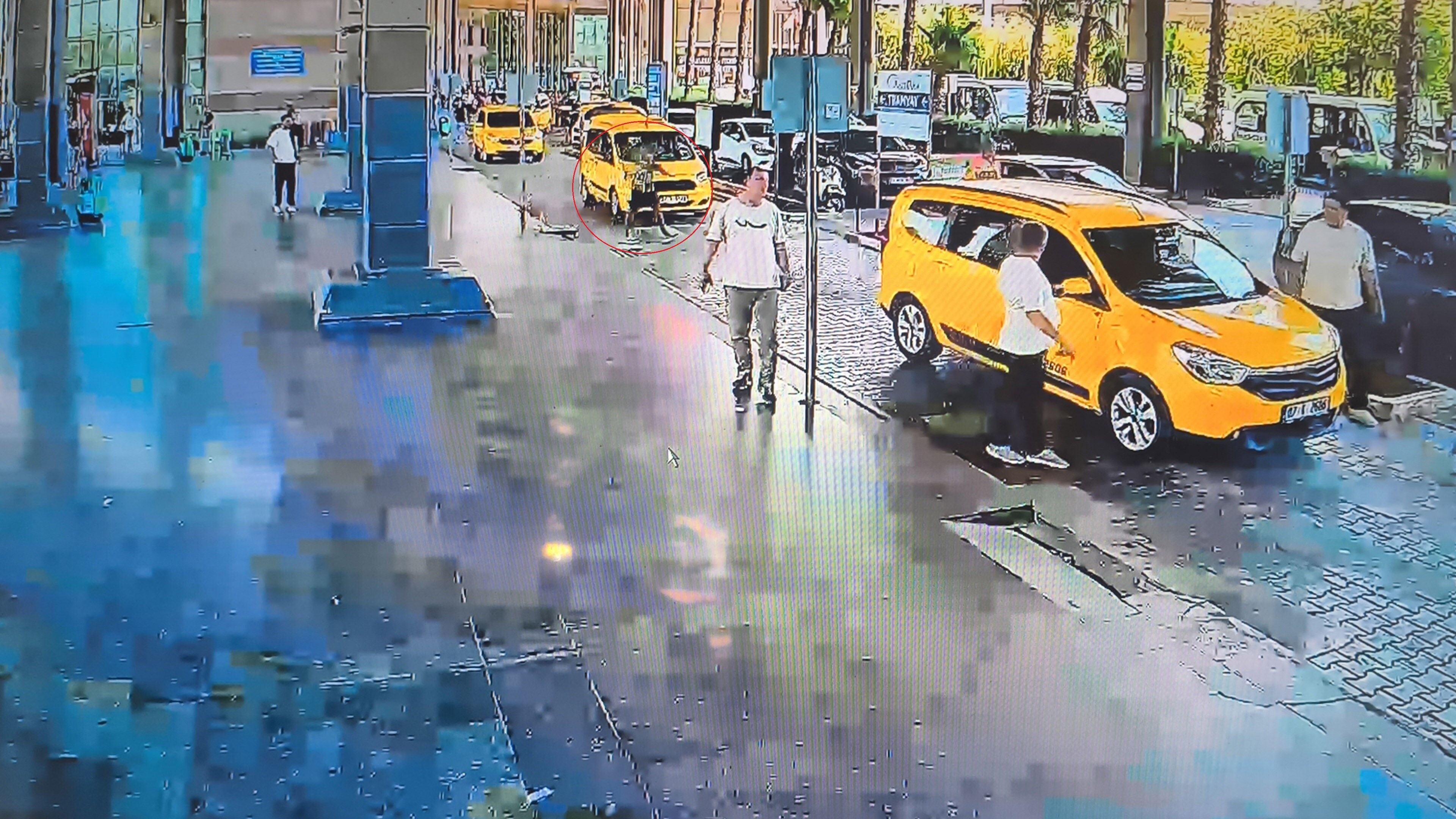 Antalya Otogarı'nda Kanlı Kavga! Çuvala Gizleyip Bıçakladı (6)