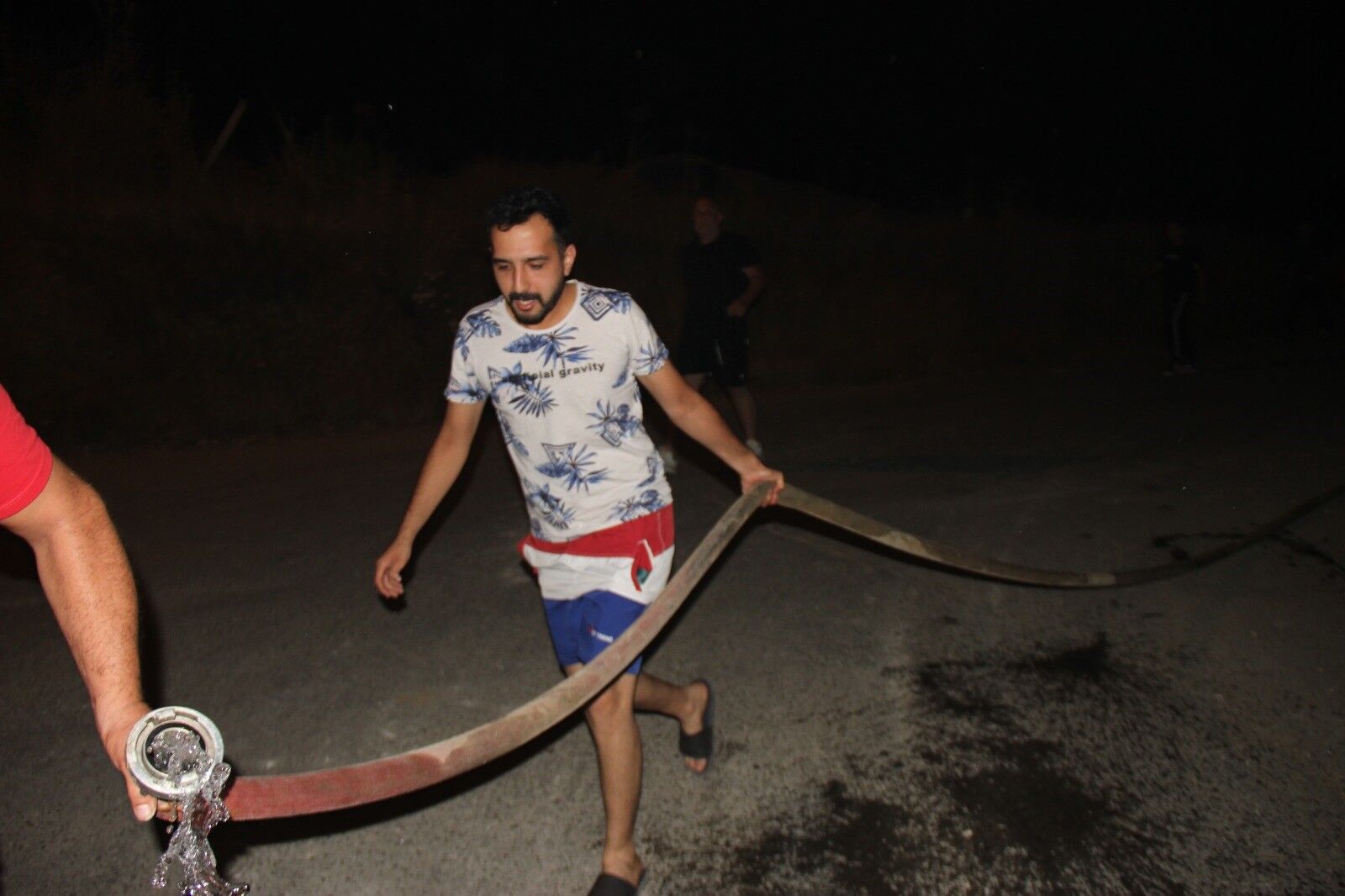 Antalya'da Çıkan Yangın Mezarlığa Kadar Sıçradı! Çıkış Nedeni Inceleniyor (4)