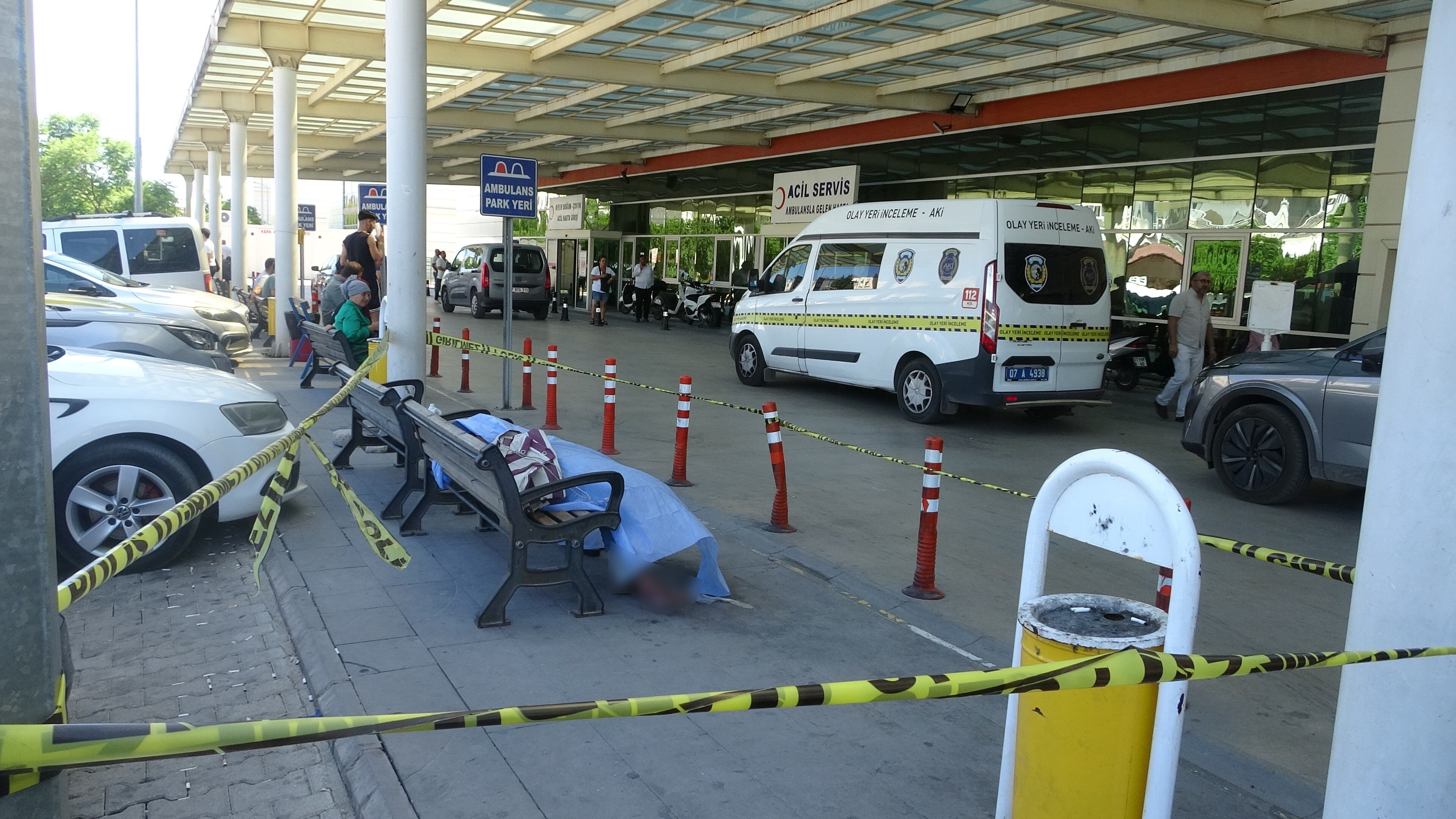 Antalya'da Hastane Bankında Evsiz Adamın Acı Sonu (2)