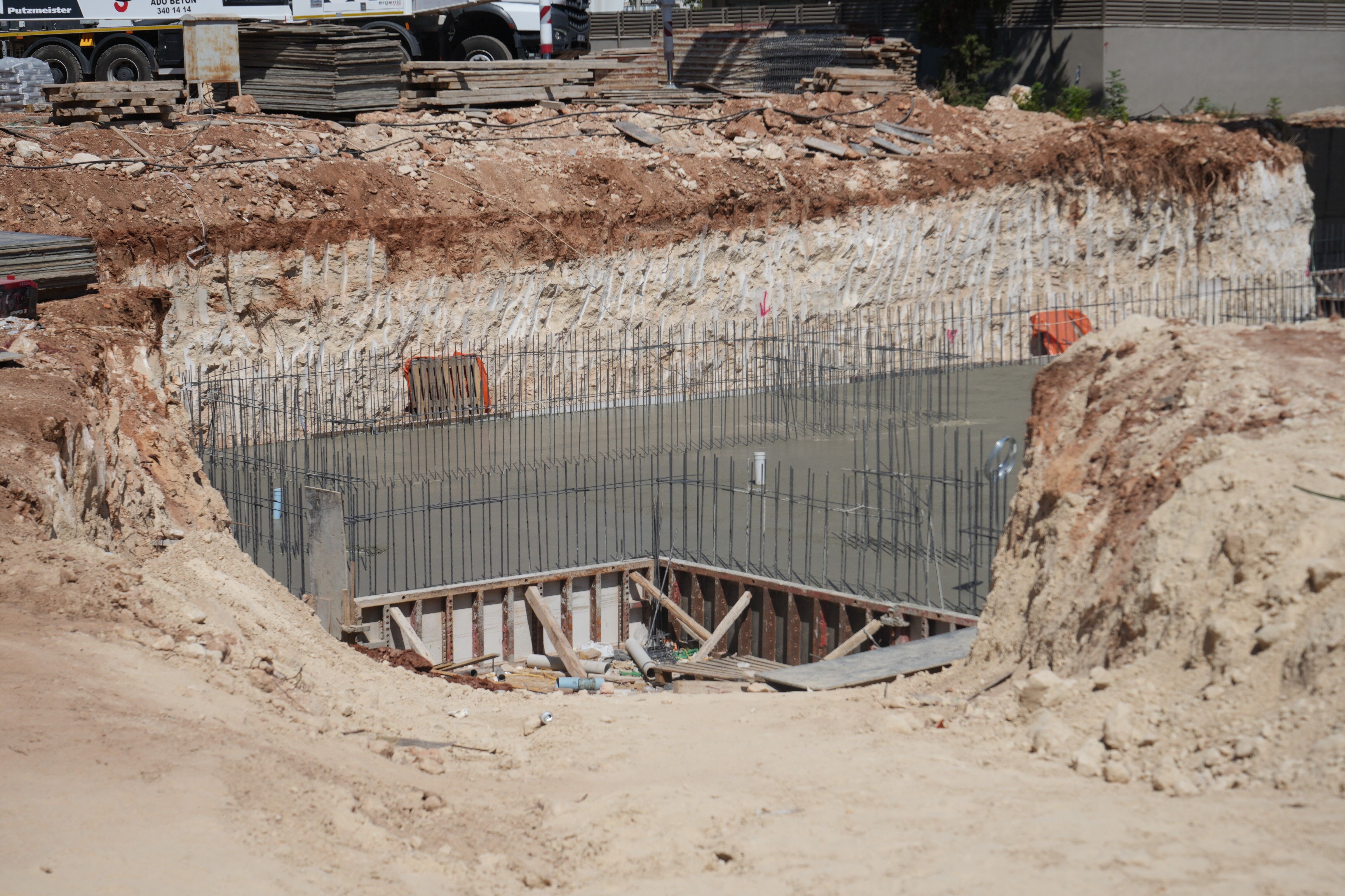 Antalya'da Inşaat Göçüğü! Yaralı Işçiler Var (3)