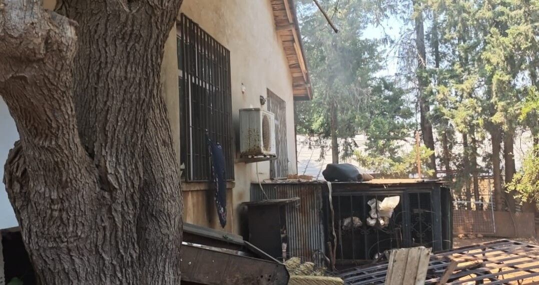 Antalya'da Uzaklaştırma Kararını Duyunca Evi Ateşe Verdi (4)