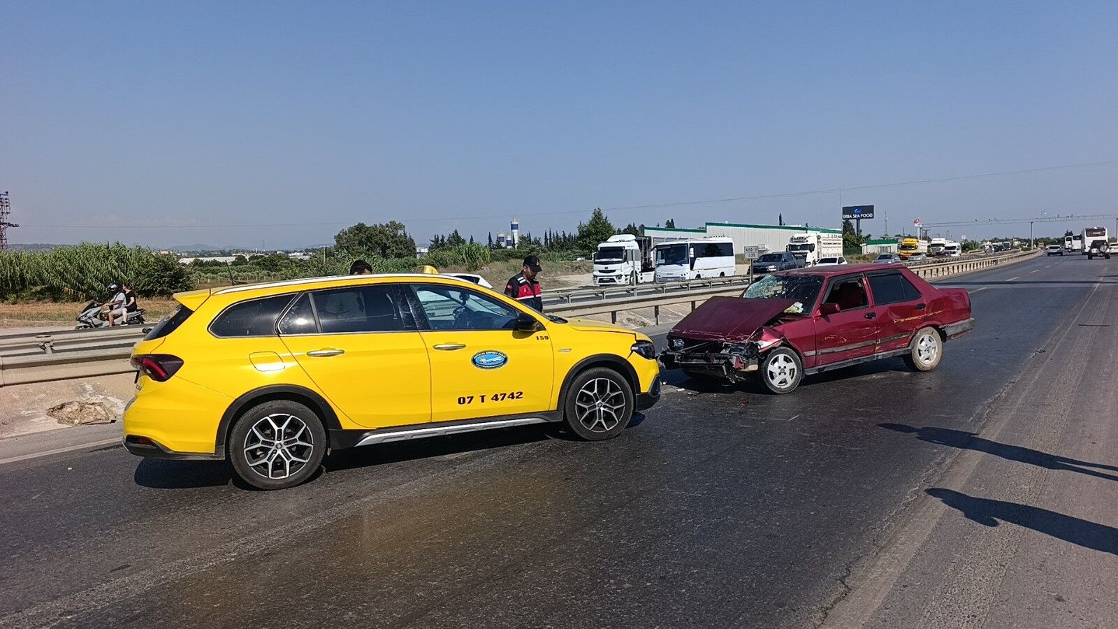 Manavgat Alanya Yolunda Alkollü Sürücü Trafiği Birbirine Kattı (1)