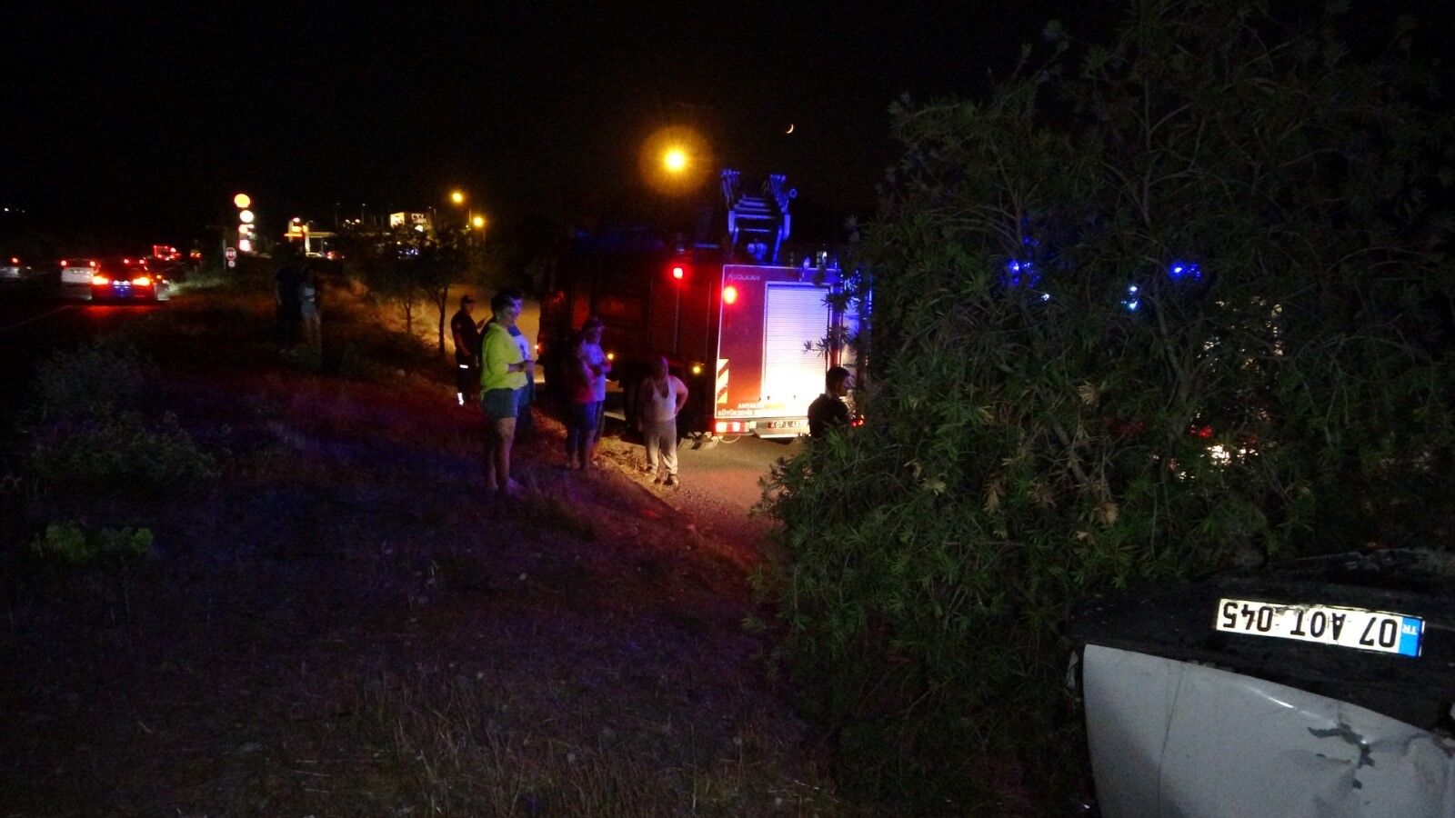 Manavgat Antalya Yolunda Taklalar Atan Araçtan Pehlivan Çıktı (6)