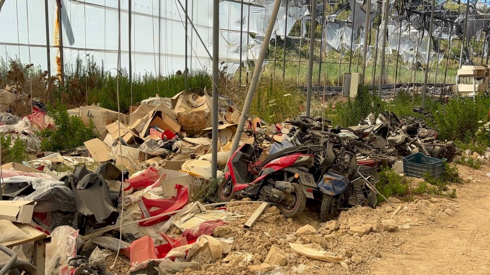 Manavgat'ta Alev Alev Yandı! Muz Serası Sandılar Gerçek Sabah Ortaya Çıktı (5)
