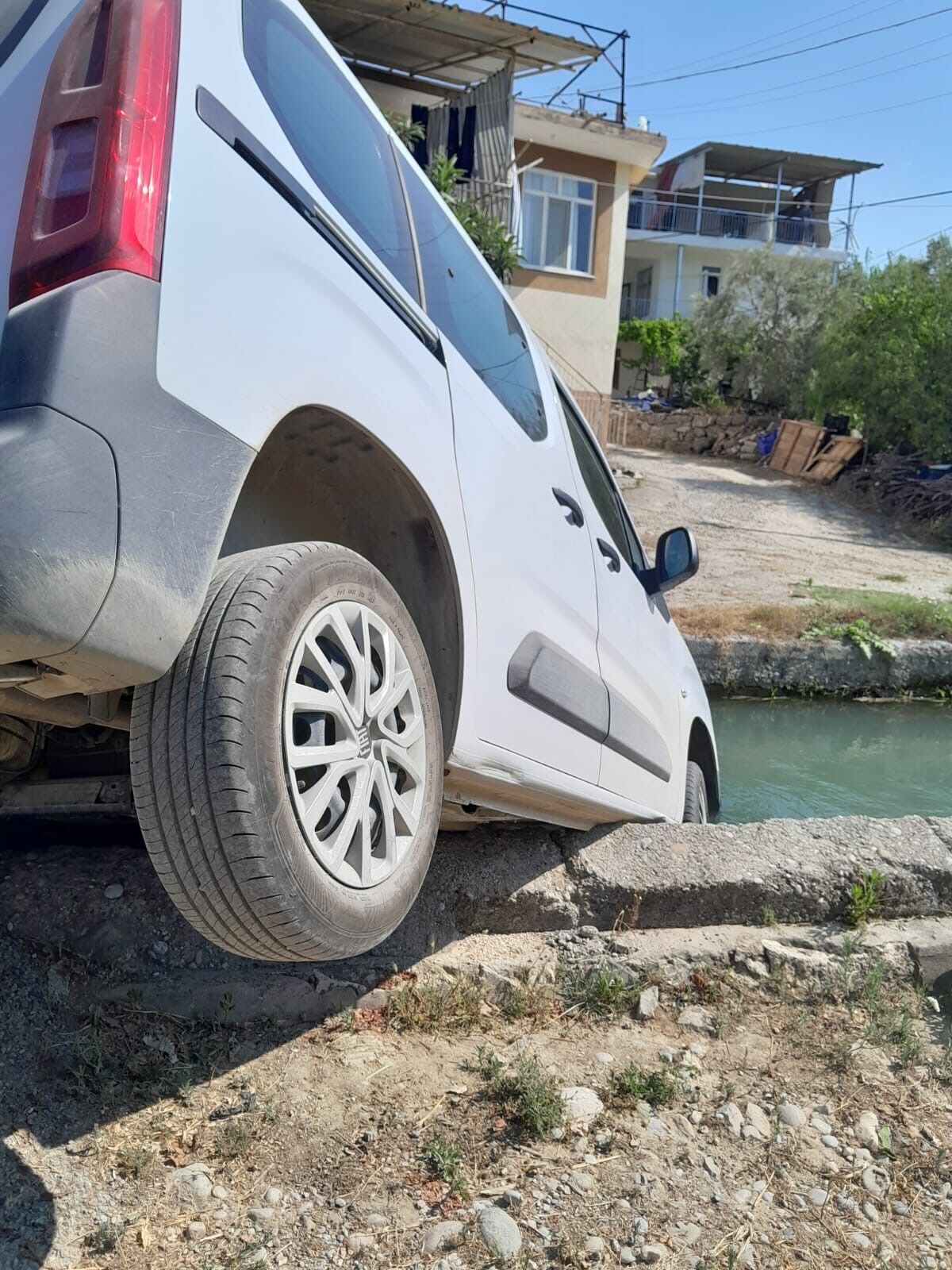 Manavgat'ta Dar Köprü Kazalara Neden Oluyor (4)