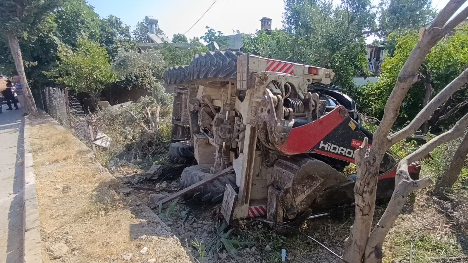 Manavgat’ta Iş Makinesi Kazasında Kahreden Detay (4)