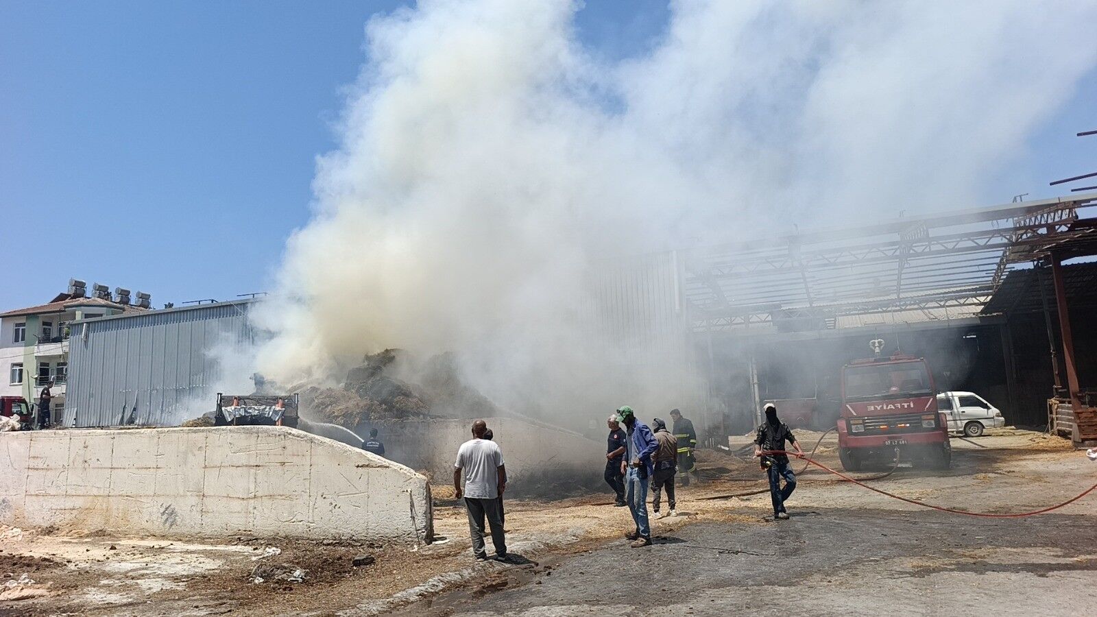 Manavgat'ta Spiral Kıvılcımı Yangına Neden Oldu (6)
