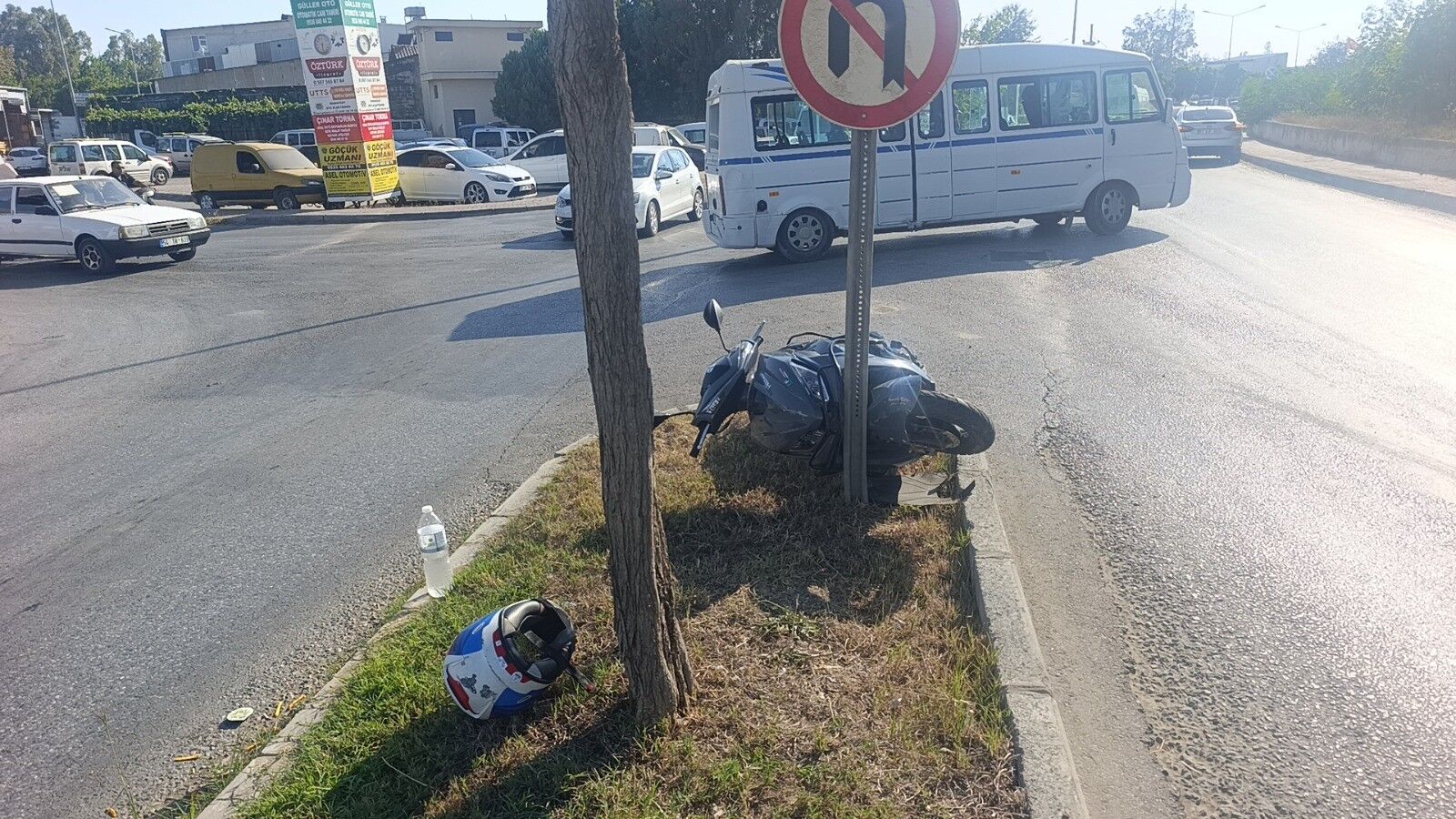 Manavgat'ta U Dönüşü Kazası 1 Yaralı (1)