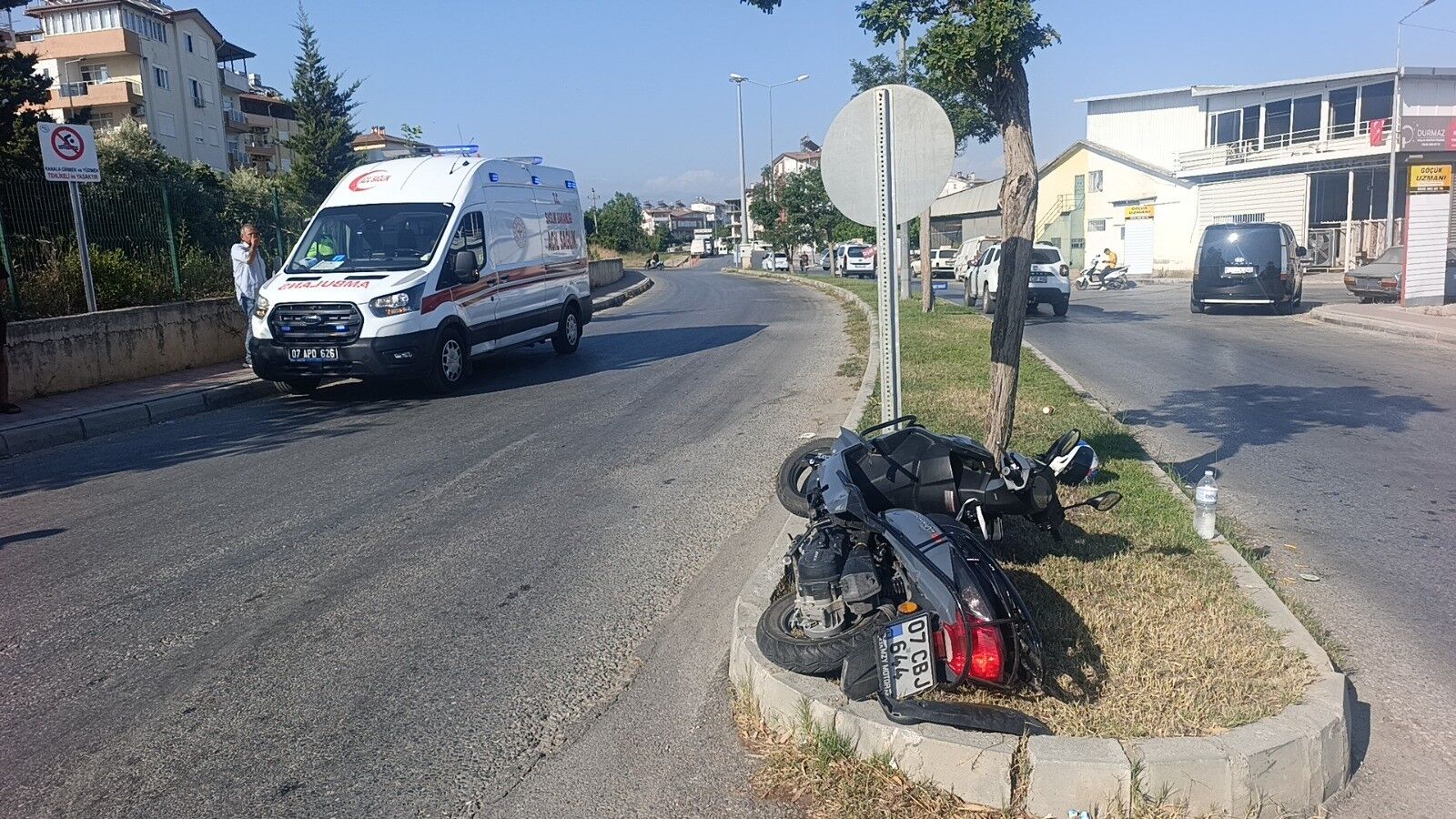 Manavgat'ta U Dönüşü Kazası 1 Yaralı (3)