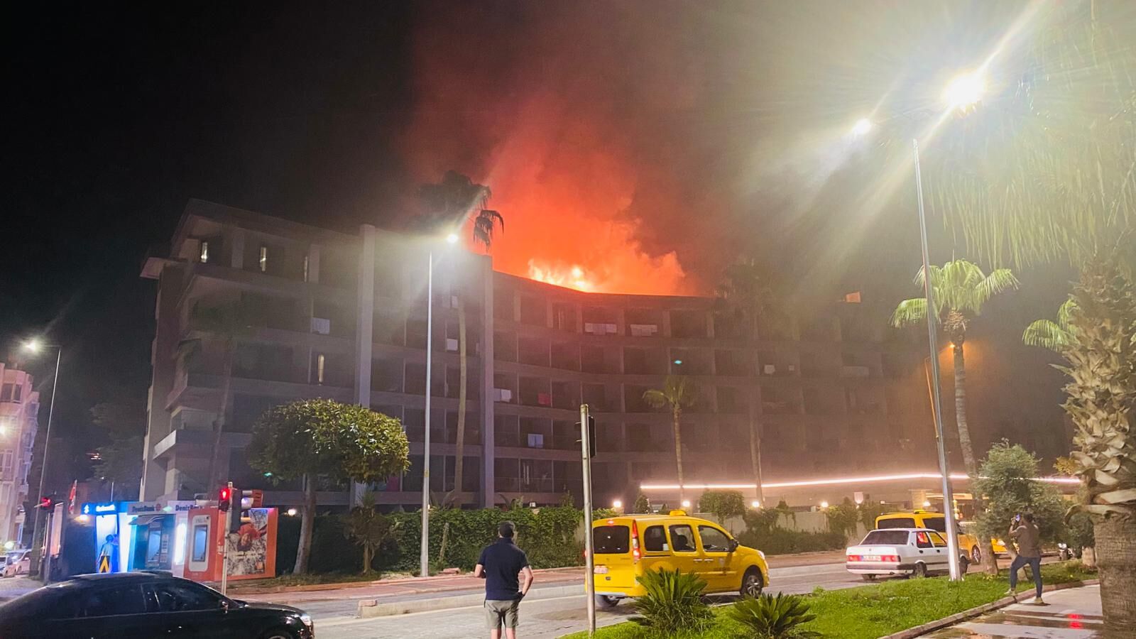 Otel Yangını (1)