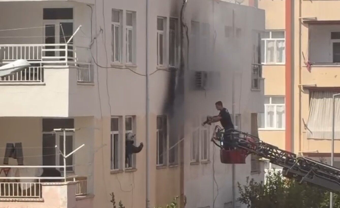 Personel Lojmanında Yangın Çıktı (2)