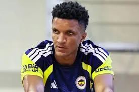 Rodrigo Becao (1)