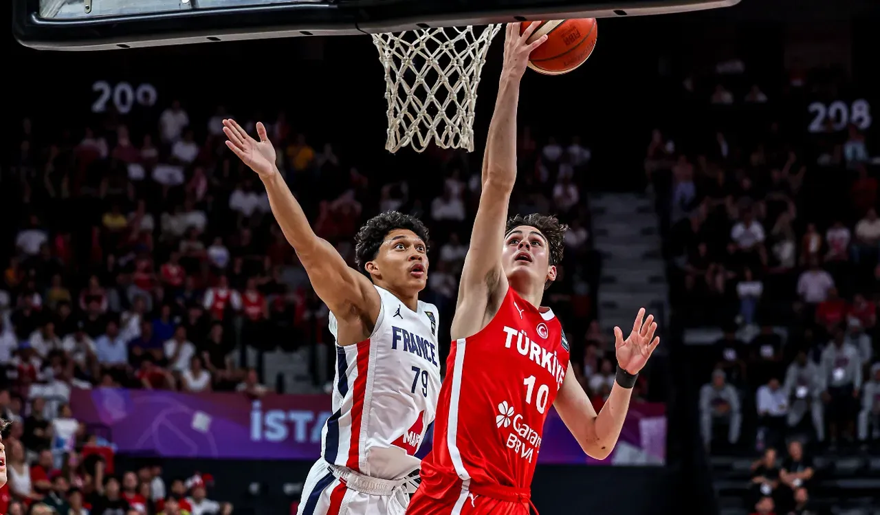 Türkiye U17-Sırbistan U17 maçı hangi kanalda? CANLI İZLE