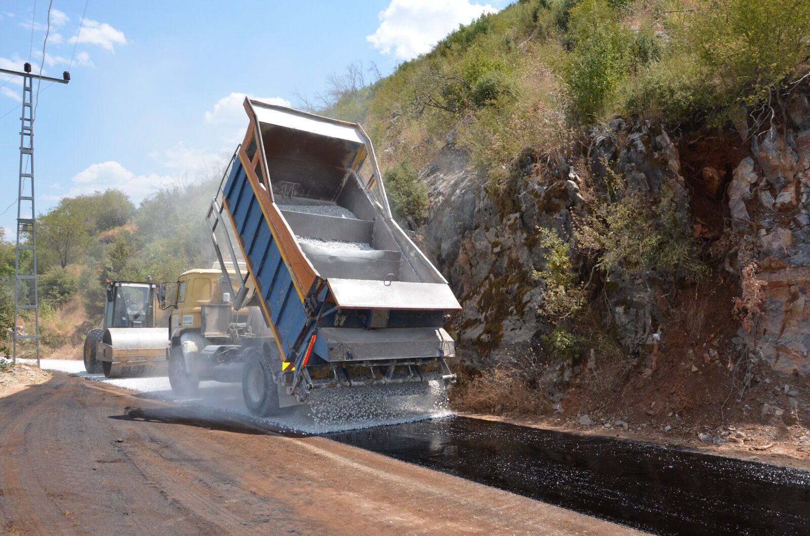 Alanya’da 8 Km’lik Yol Yenilendi (5)