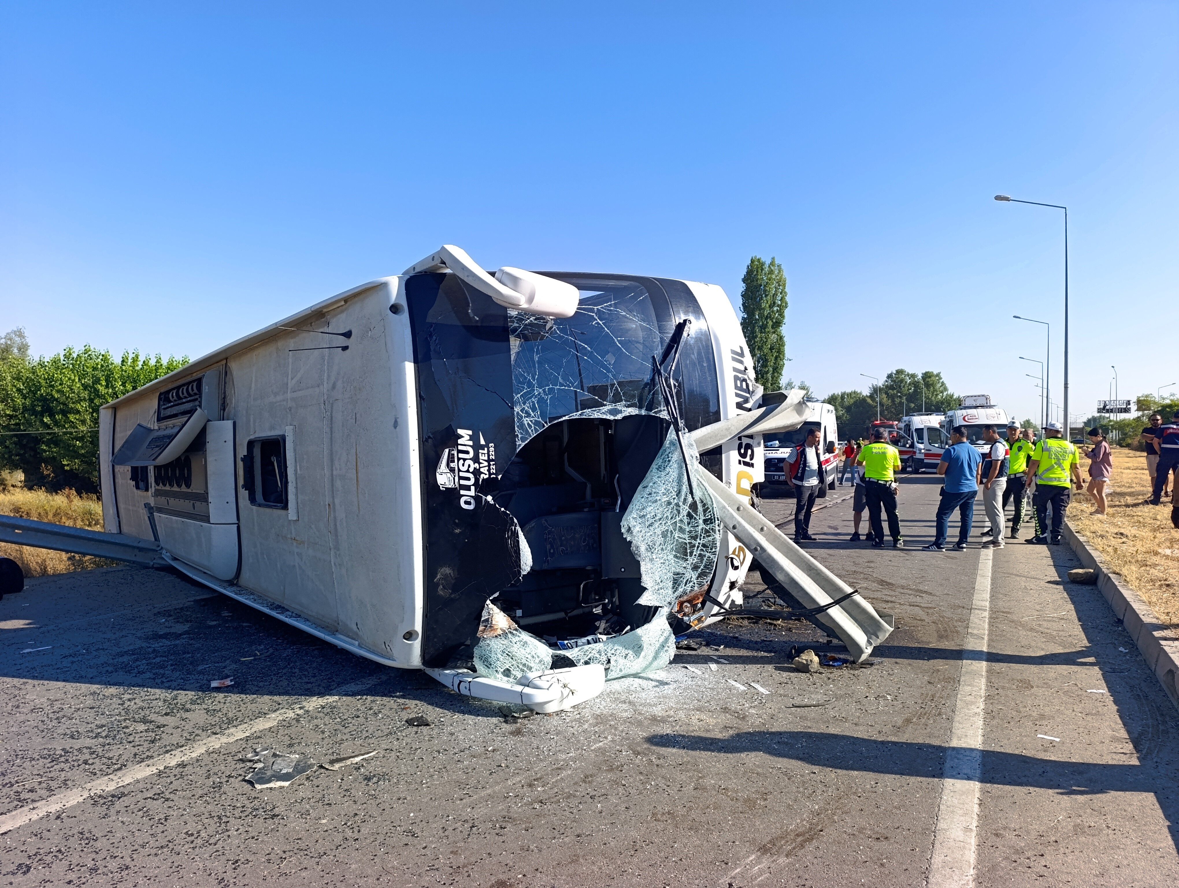Antalya Yolu Üzerinde Feci Kaza (5)