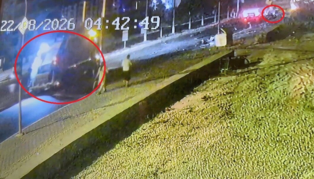 Antalya'da Acı Tesadüf! Yardım Etmek Için Durdu Ölen Oğlu Çıktı (1)