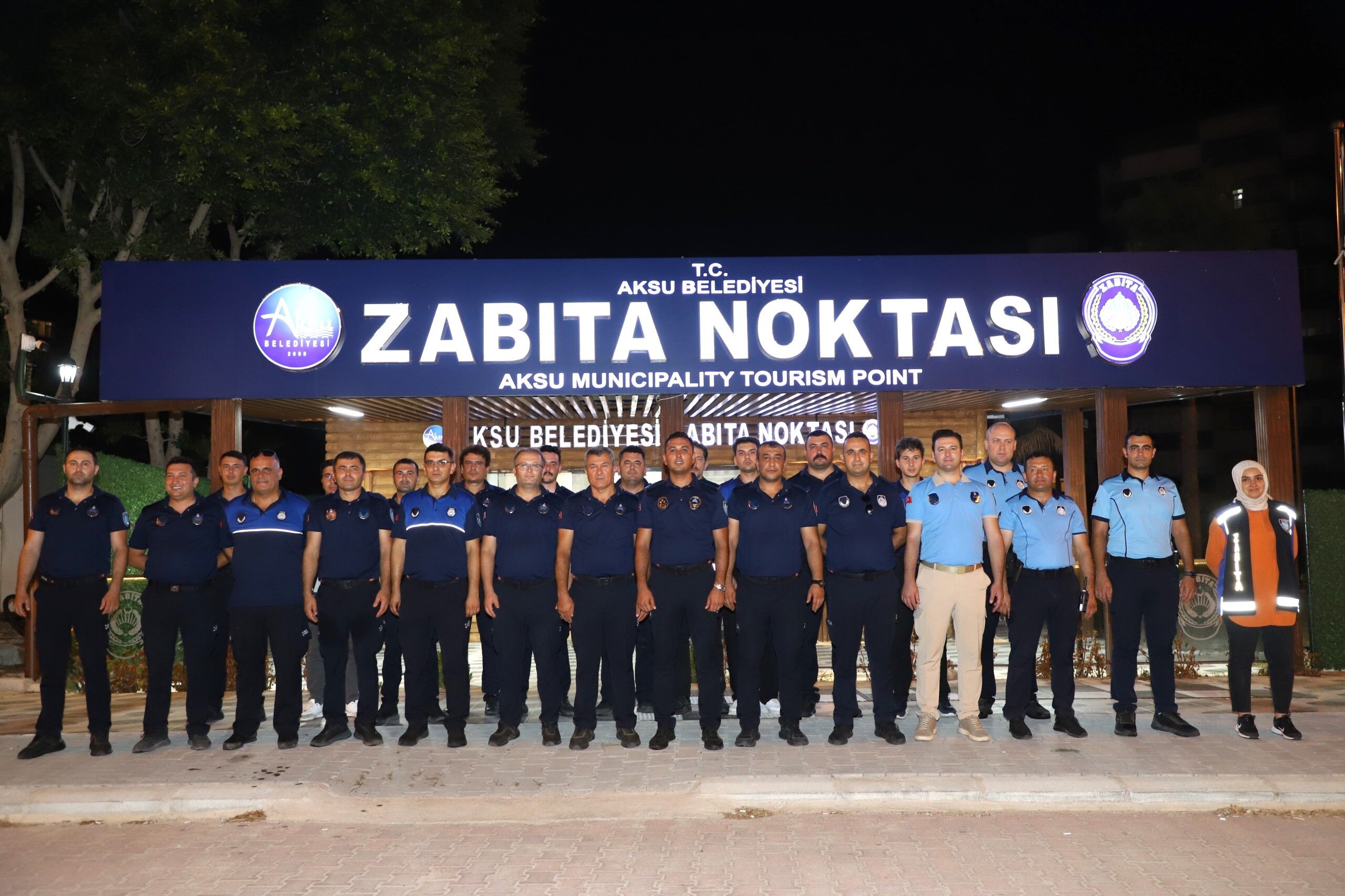 Antalya'da Esnafa Tek Tek Kaldırttılar (3)