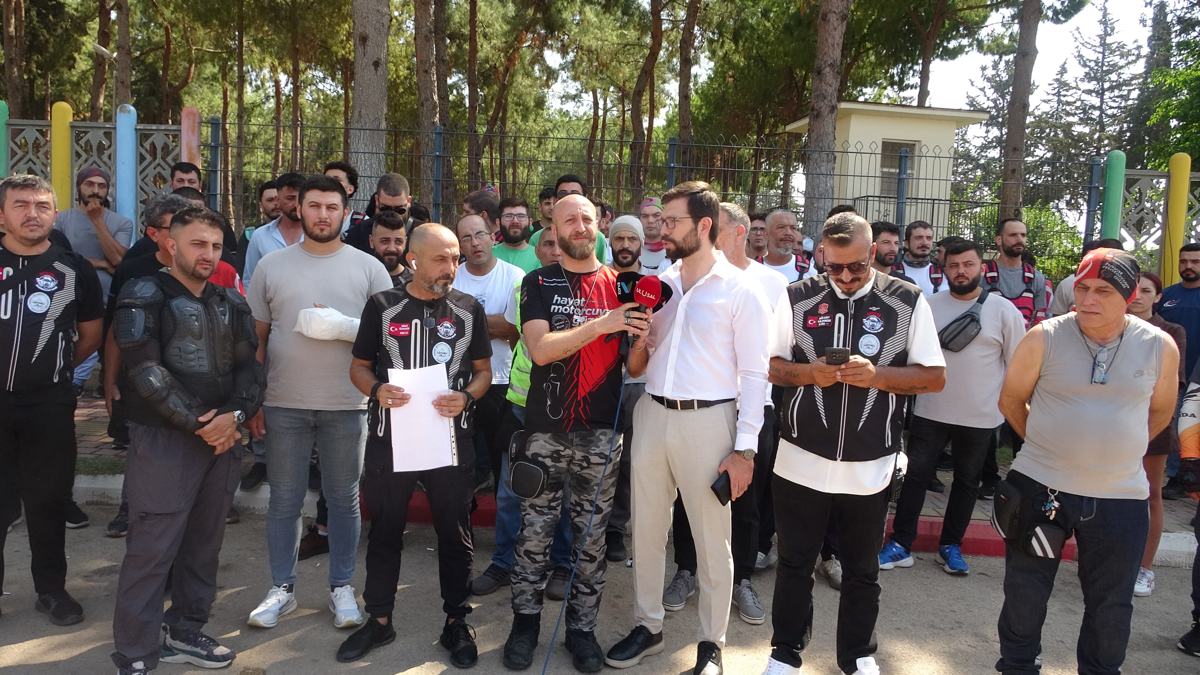 Antalya'da Kuryelerde Döner Bıçaklı Saldırıya Protesto (1)