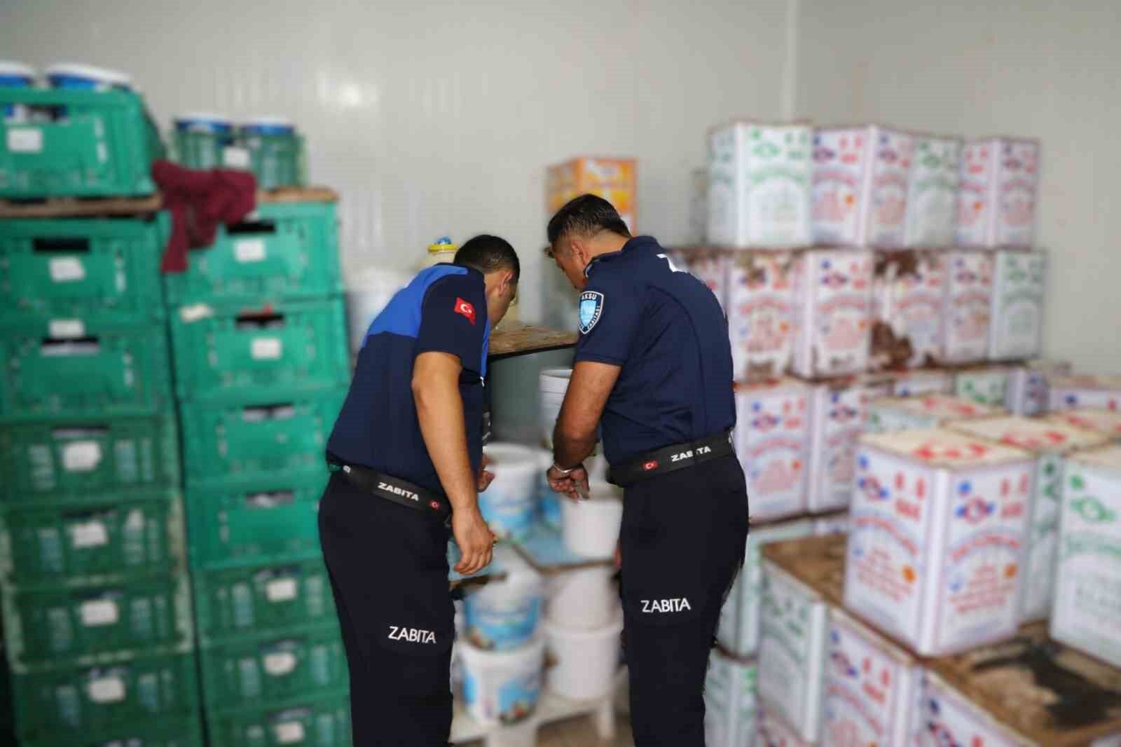 Antalya’da Mide Bulandıran Skandal! Sütler Bozuk Çıktı (2)