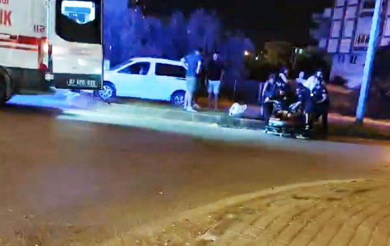 Antalya'da Motosiklet Kazası 1 Yaralı (2)