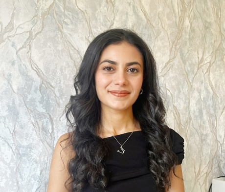 Psikolog ve Diyetisyen Elif Naz Öksüz