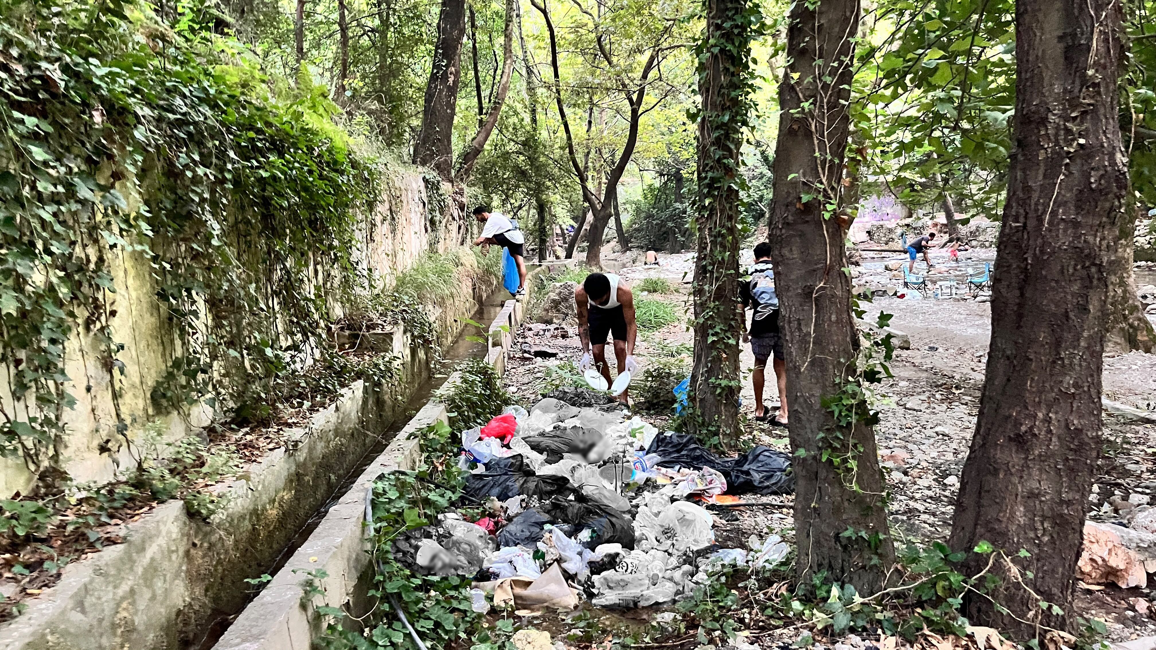 Obaçayı'nda Utandıran Manzara! En Çok Bebek Bezi Çıktı (1)