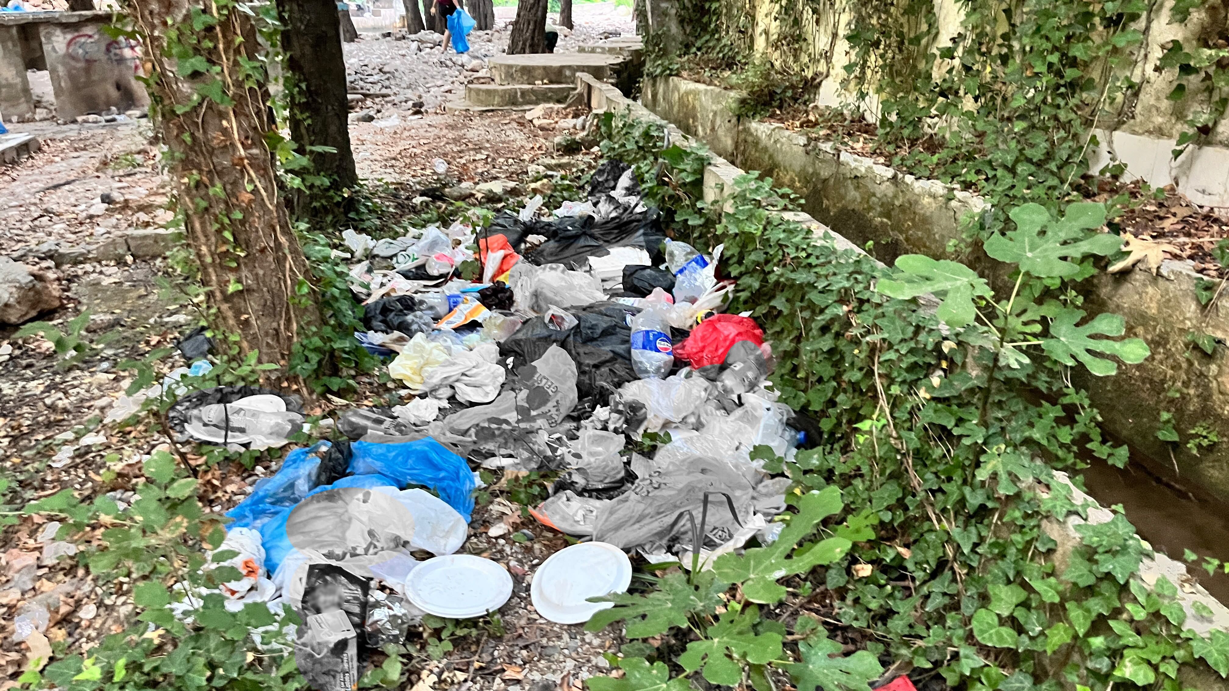 Obaçayı'nda Utandıran Manzara! En Çok Bebek Bezi Çıktı (4)