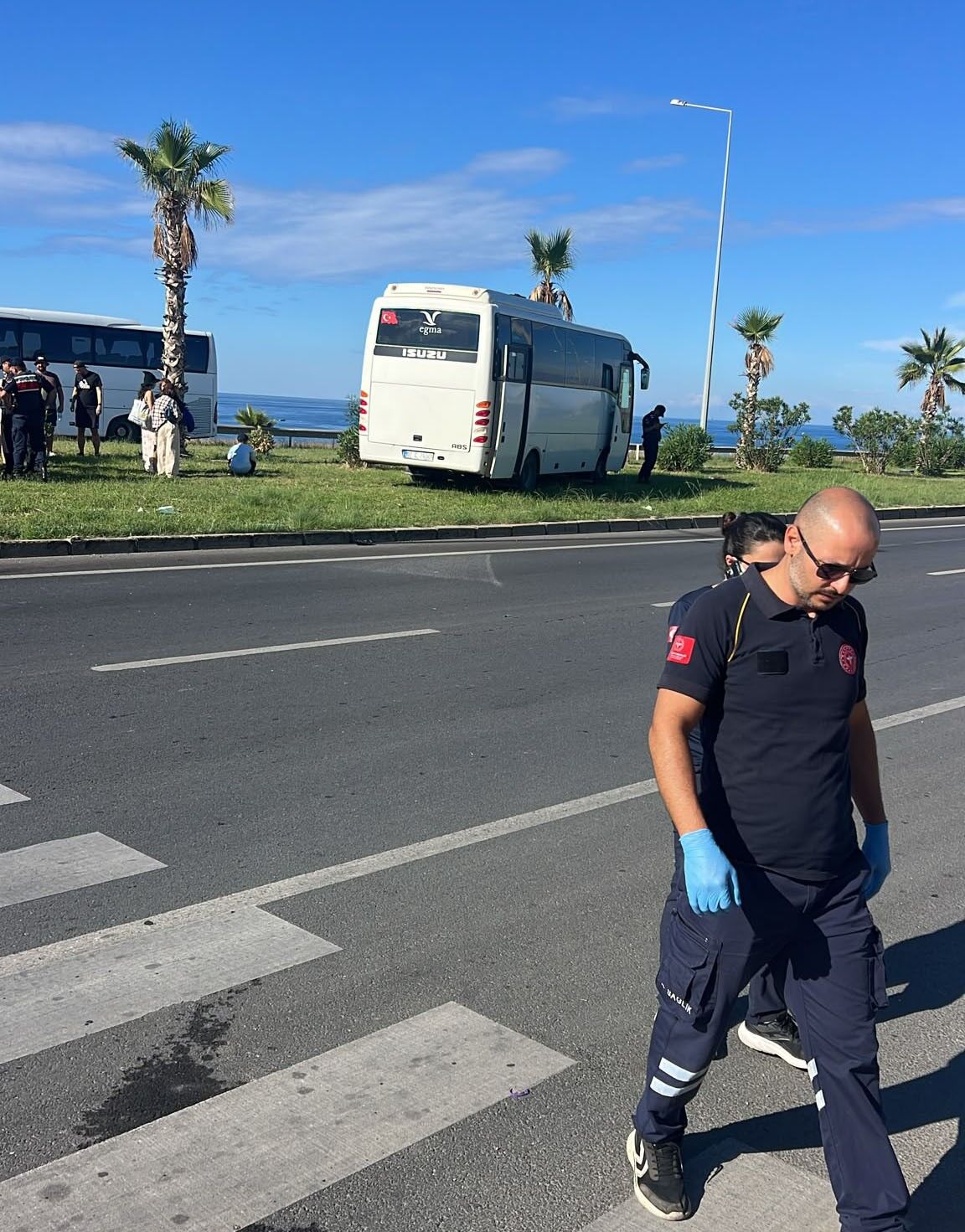 Alanya Manavgat D 400 Karayolu’nda Tur Otobüsü Kazası! Yaralılar Var (1)