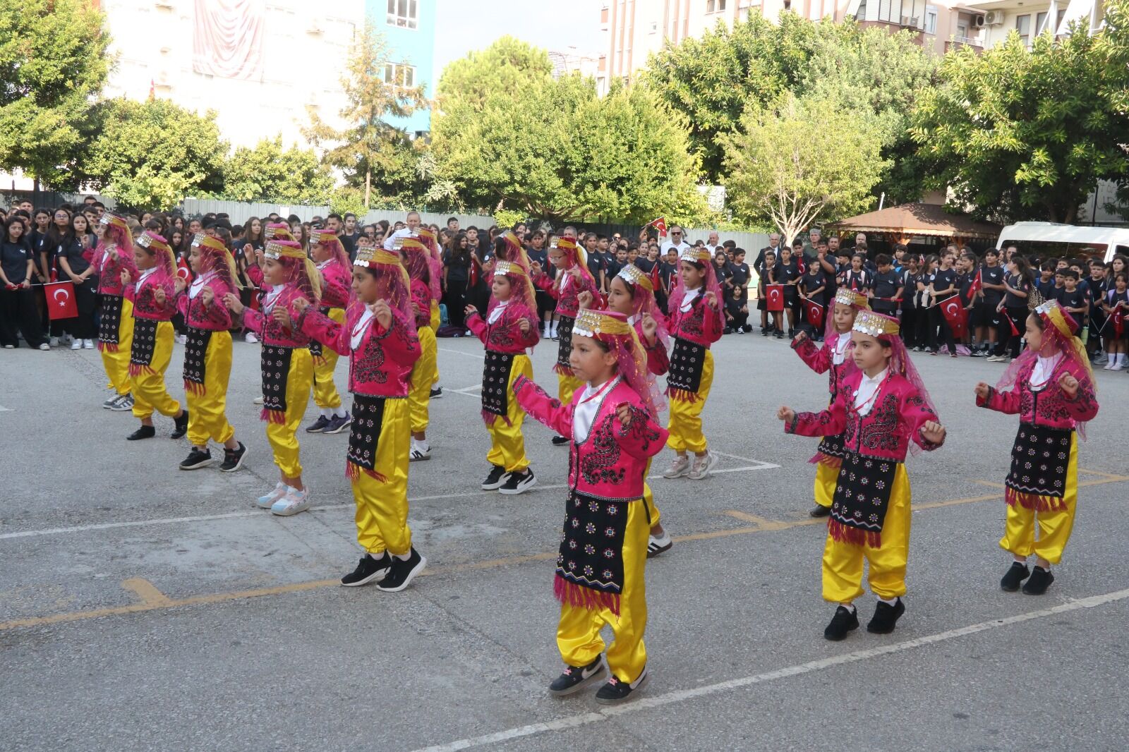 Alanya’da 64 Bin Öğrenci Için Bugün Ders Zili Çaldı (4)