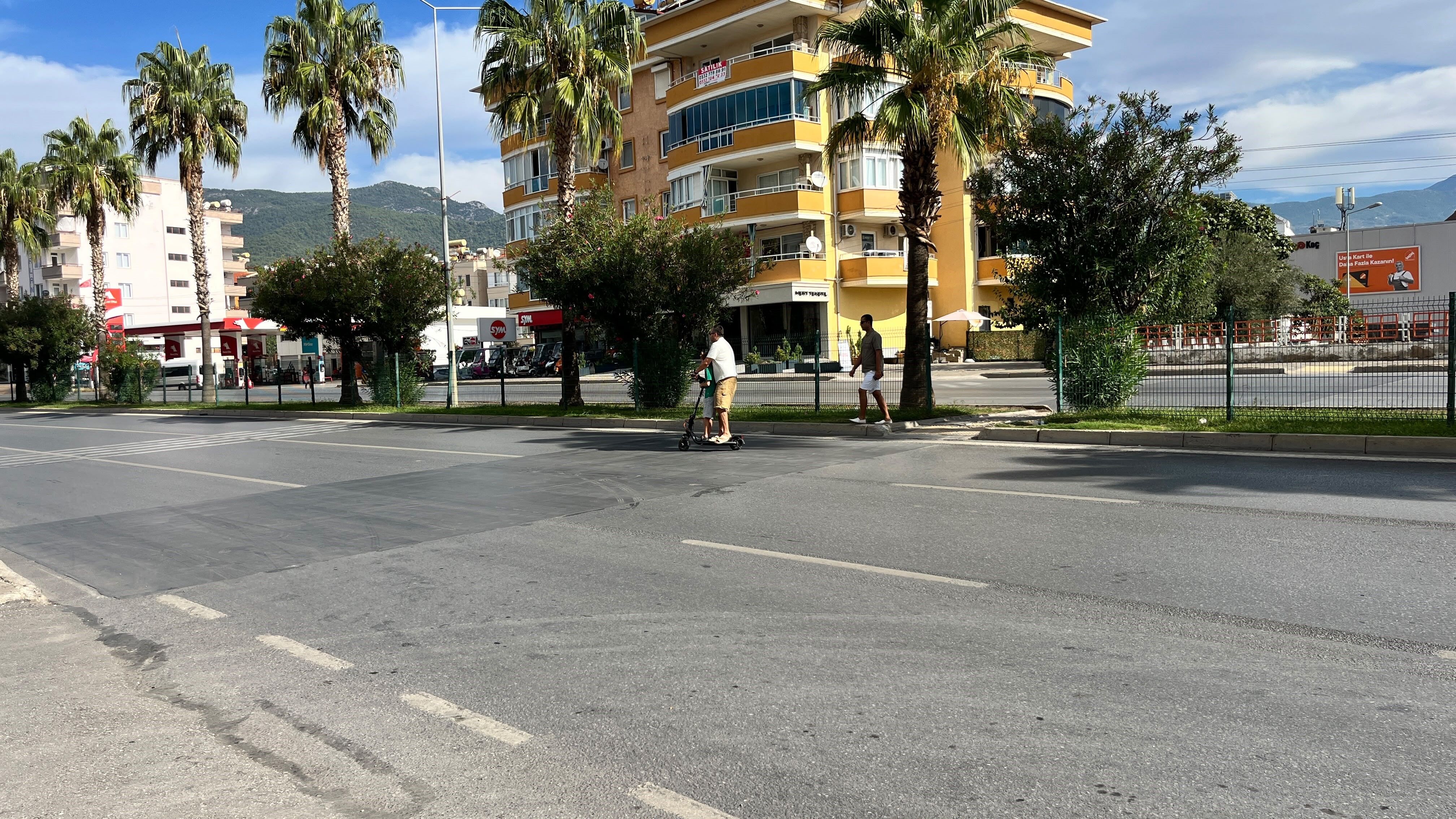 Alanya'da Her Yıl Aynı Yerde 5 Kişi Ölüyor! Esnaf Isyan Etti (4)