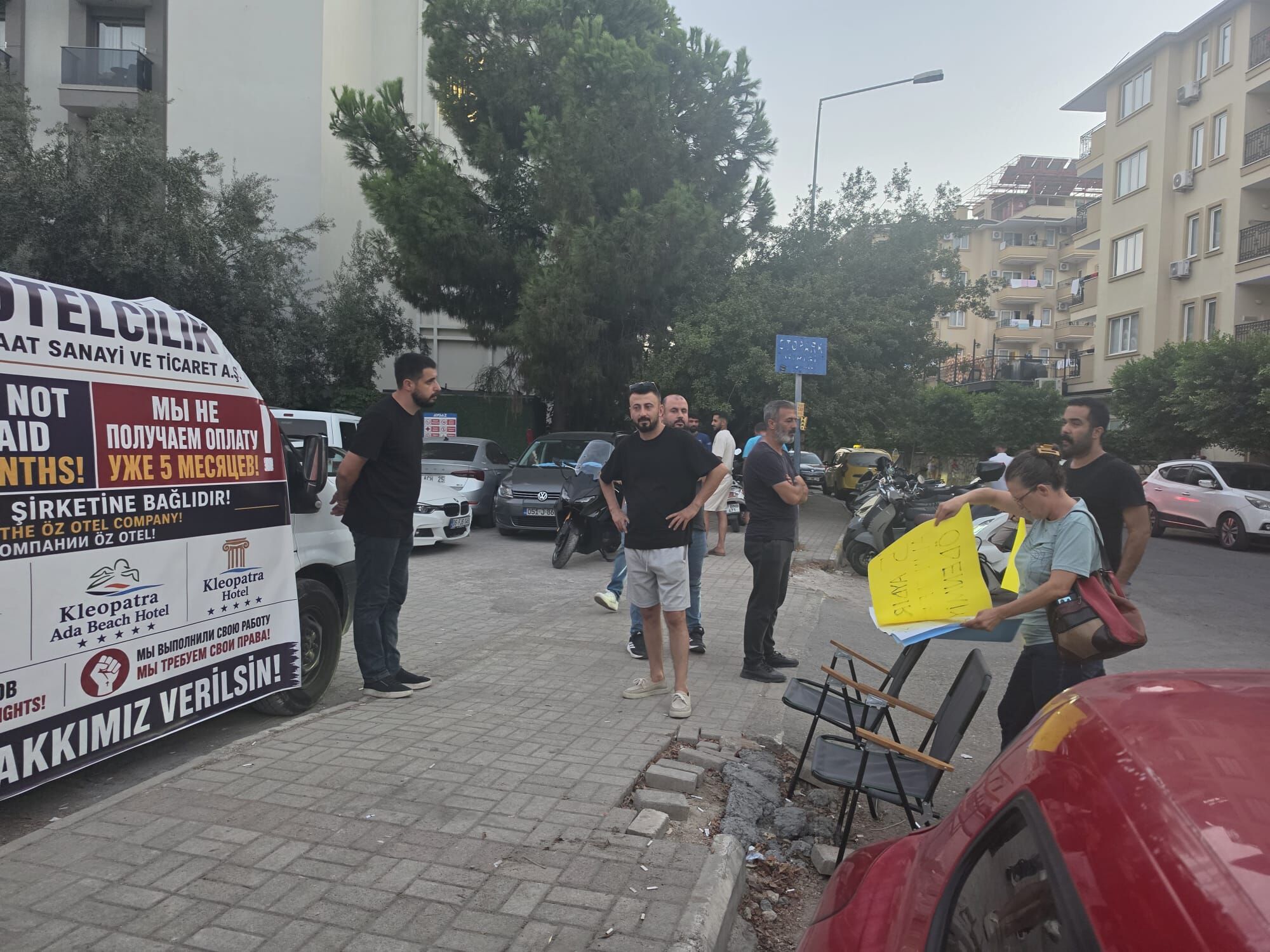 Alanya'da O Otelin Işçilerinden Eylem! 5 Aydır Paralarını Alamıyorlar (2)