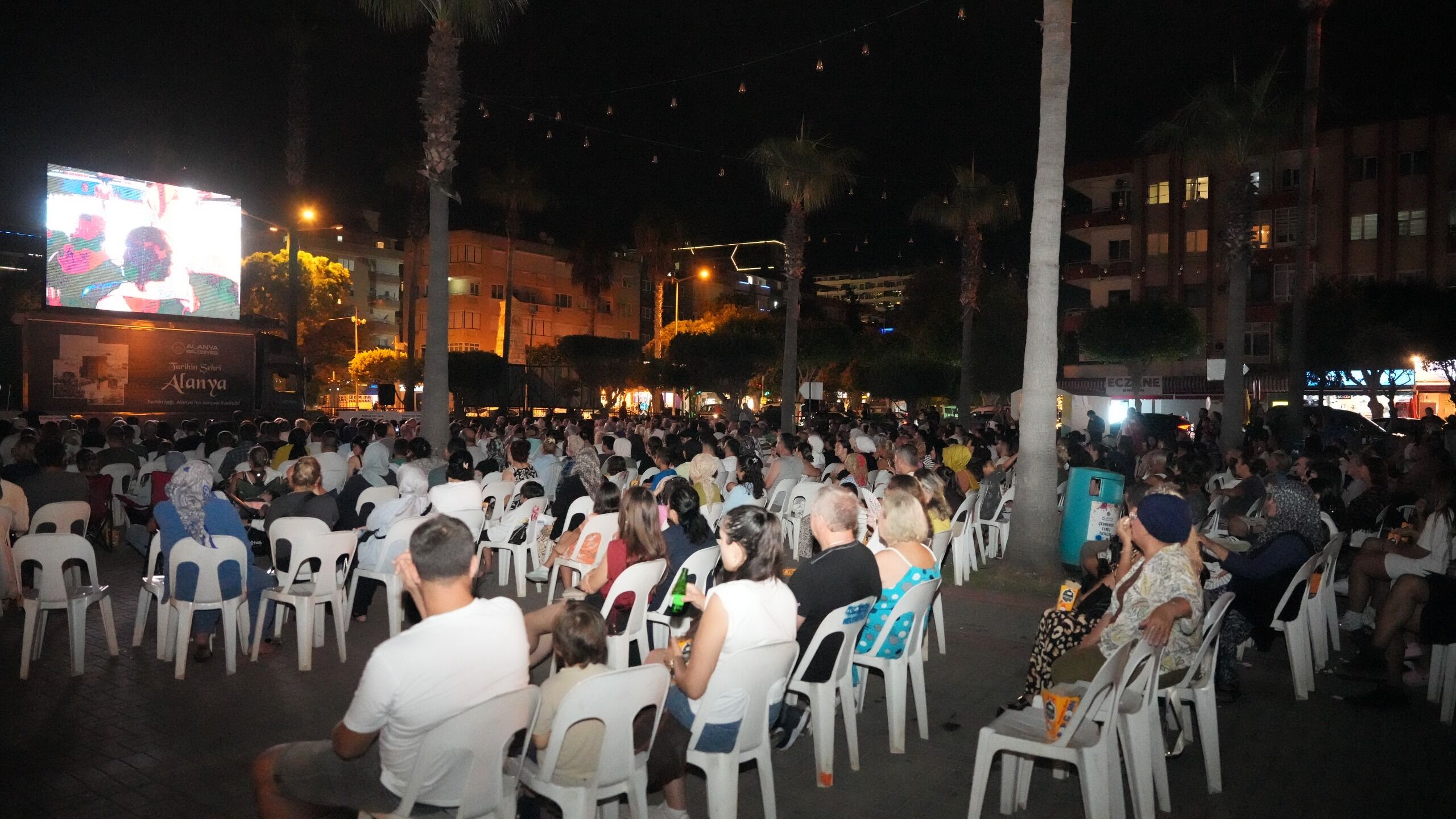 Alanya’da Yeşilçam Gecesinde Unutulmaz Final (3)