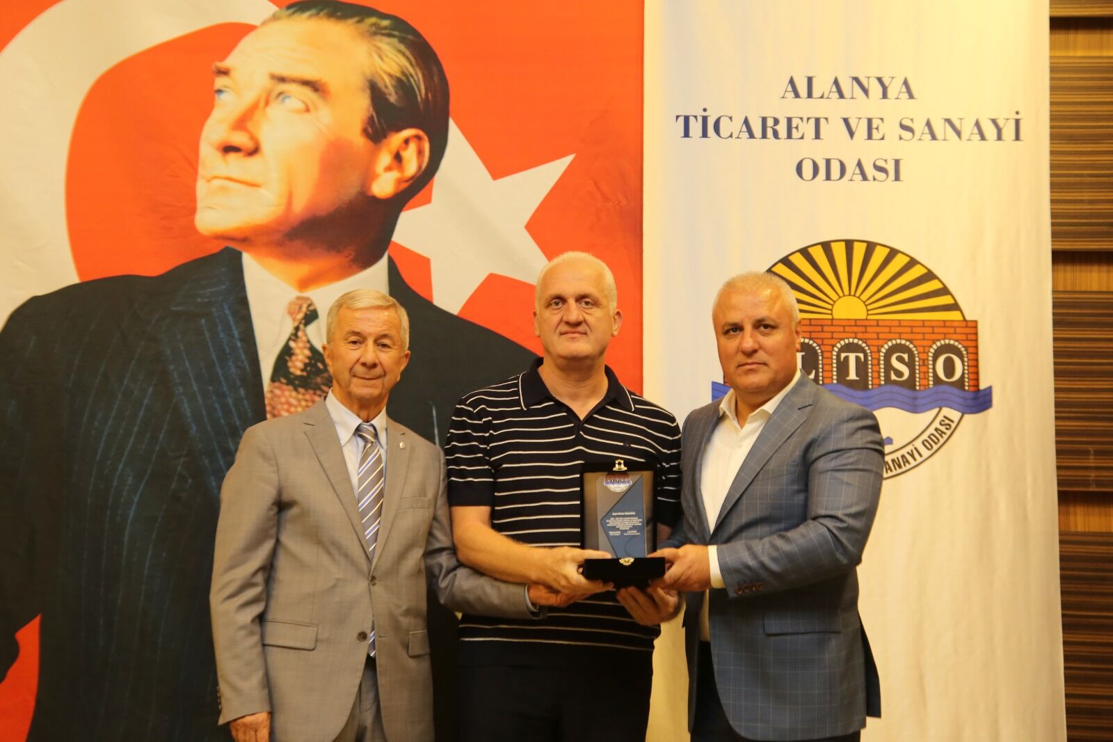 Altso'da Seçim Öncesi Son Meclis 'Altın Harflerle Yazılacak 4 Yıl Yaşadık’ (1)