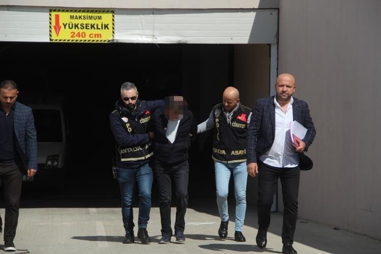 Antalya’da Broşür Kavgasında Karar (2)