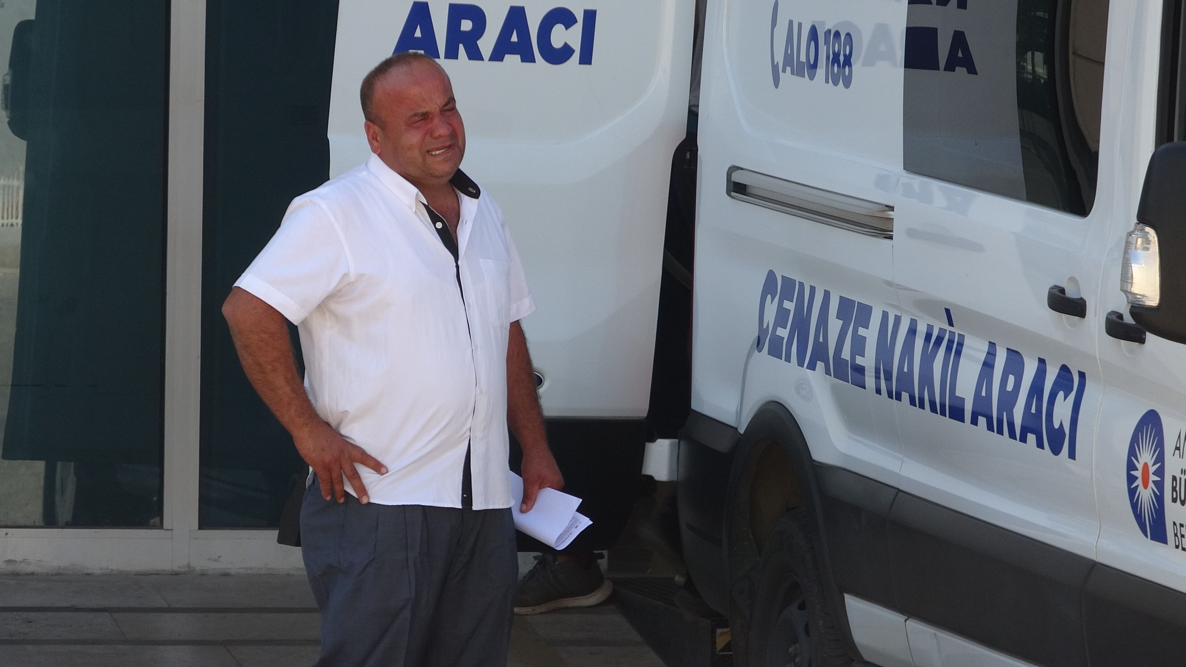 Antalya'da Kamyonun Önünde Yeni Aldığı Motorla Metrelerce Sürüklendi! Vi̇deo İzle (2)