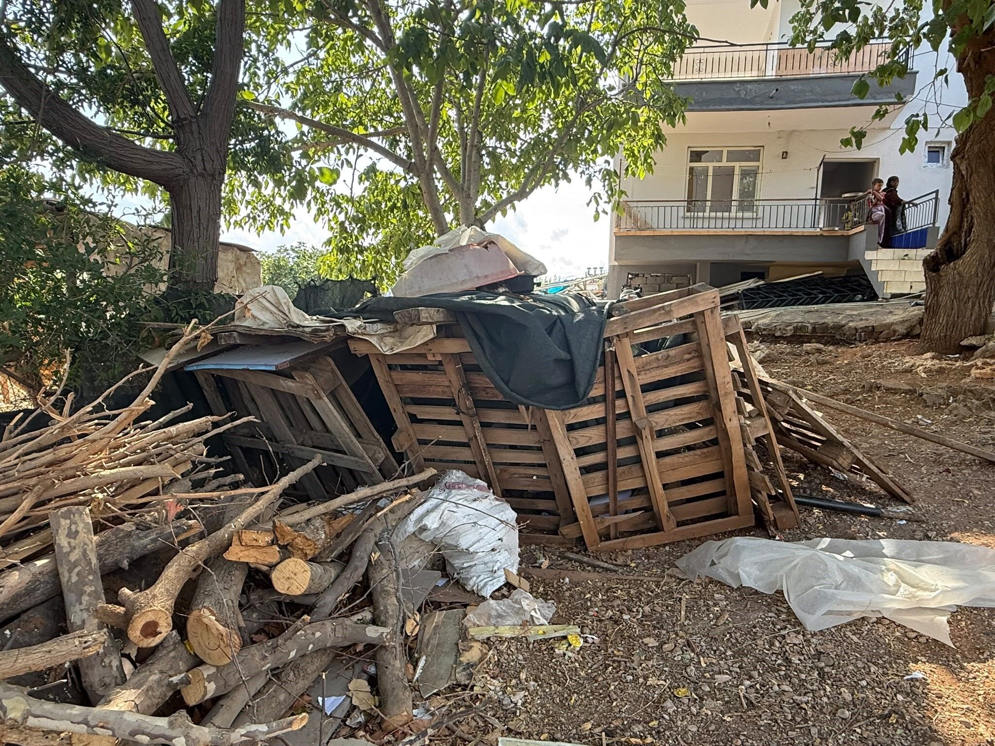Antalya'da Kaybolan Çocuk 8 Saat Sonra Bulundu (4)