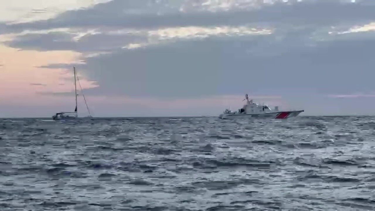 Antalya'da Tekneleri Sürüklendi! Sahil Güvenlik Kurtardı (2)