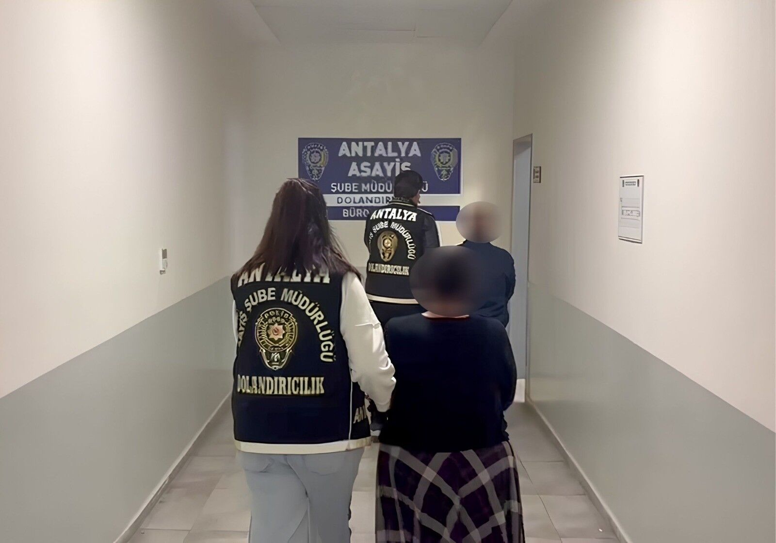 Antalya'da Tuzaklarına Düşürdüler! Milyonluk Vurgun (3)