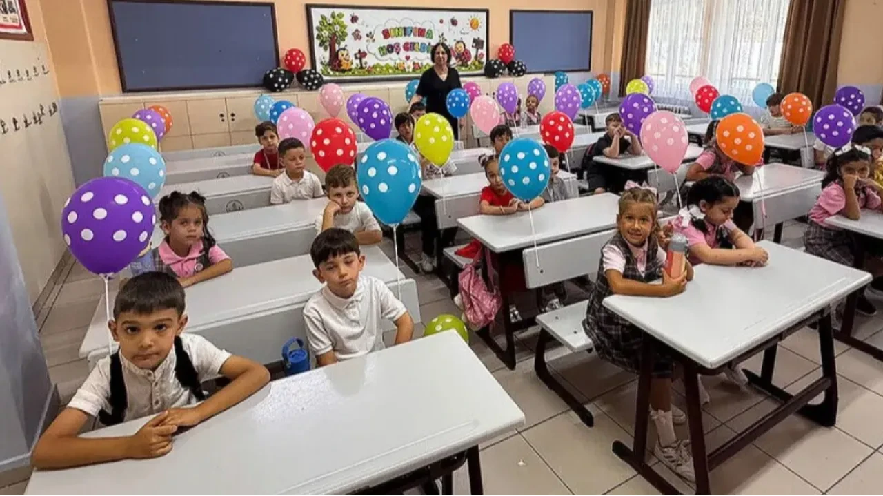 Istanbulda 14 Eylul Karari Okullarda Ders Saatleri Degisti 3358882