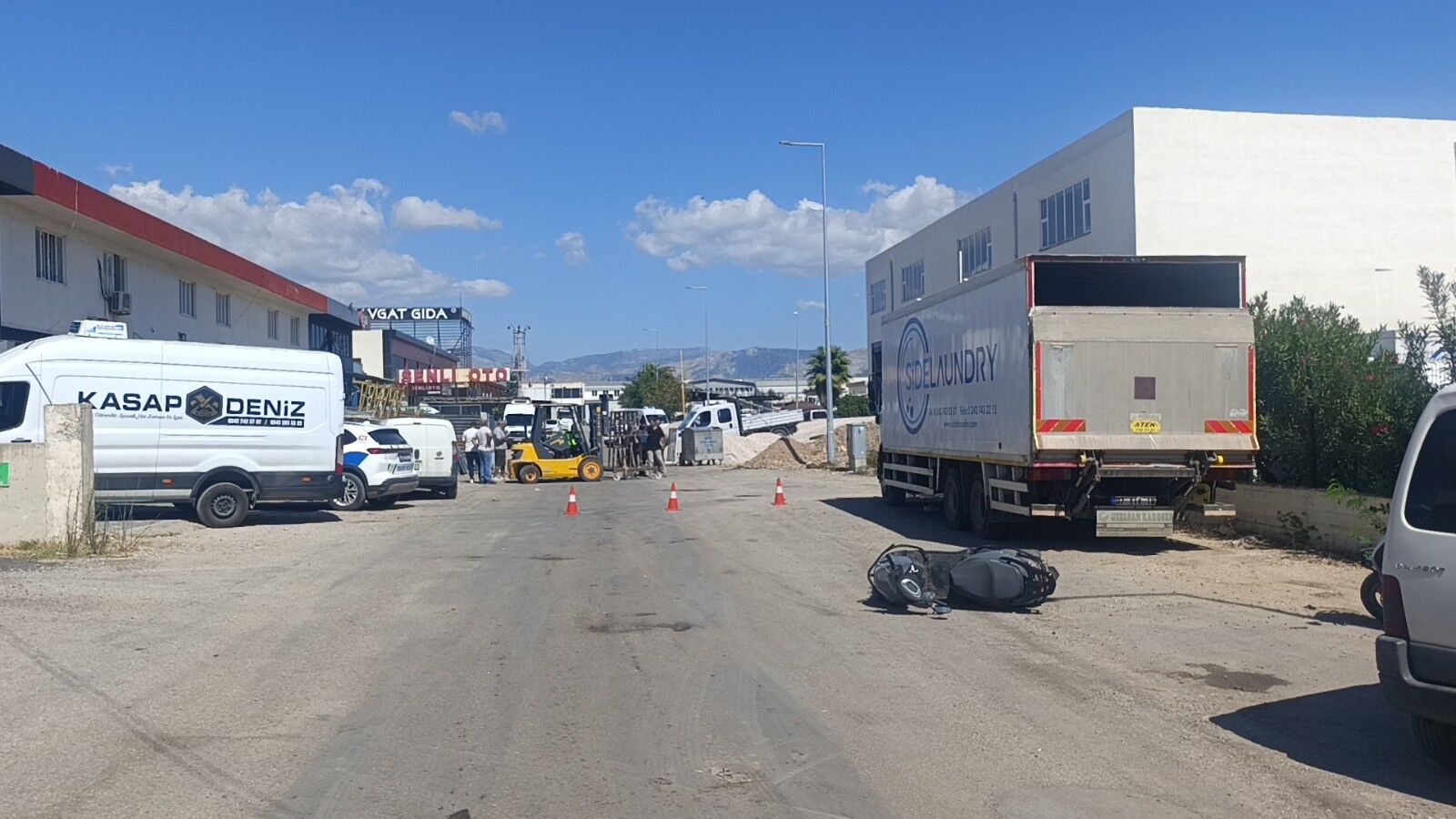 Manavgat'ta Feci Ölüm Vinç Demirlerine Çarparak Öldü! O Anlar Kamerada (3)