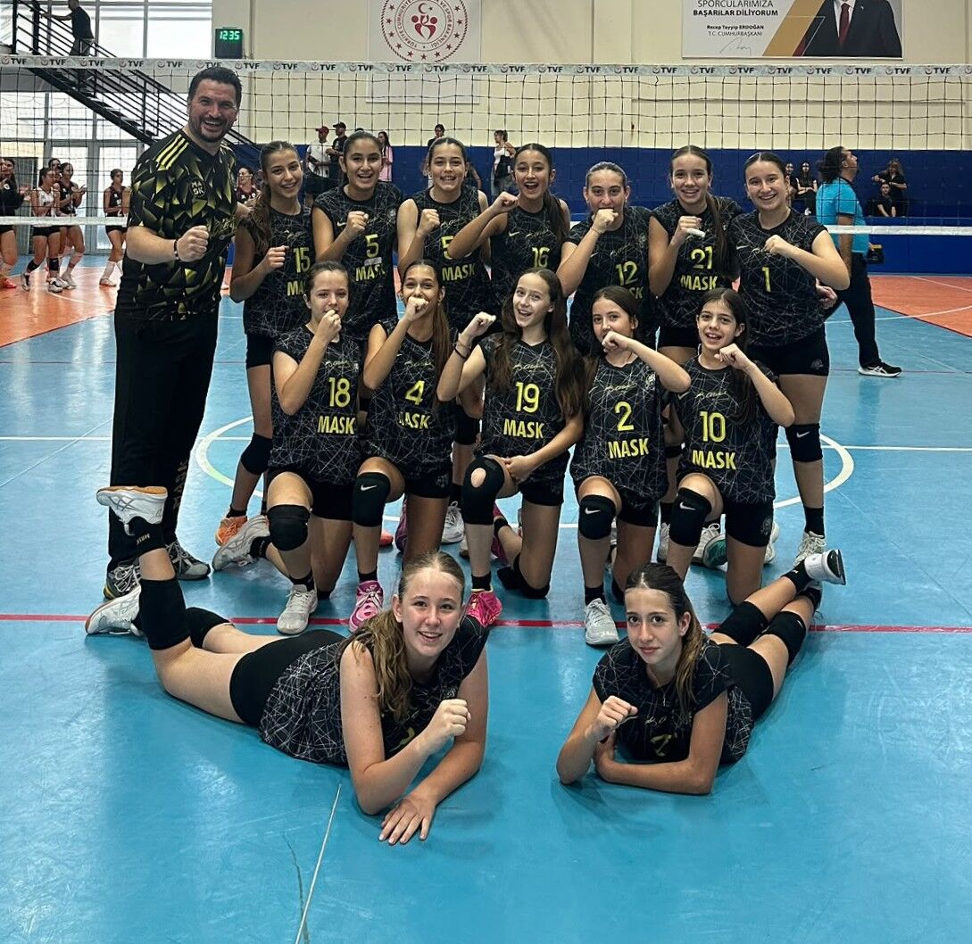Yerel Voleybol Liglerinde Mask Fırtınası Esiyor (2)