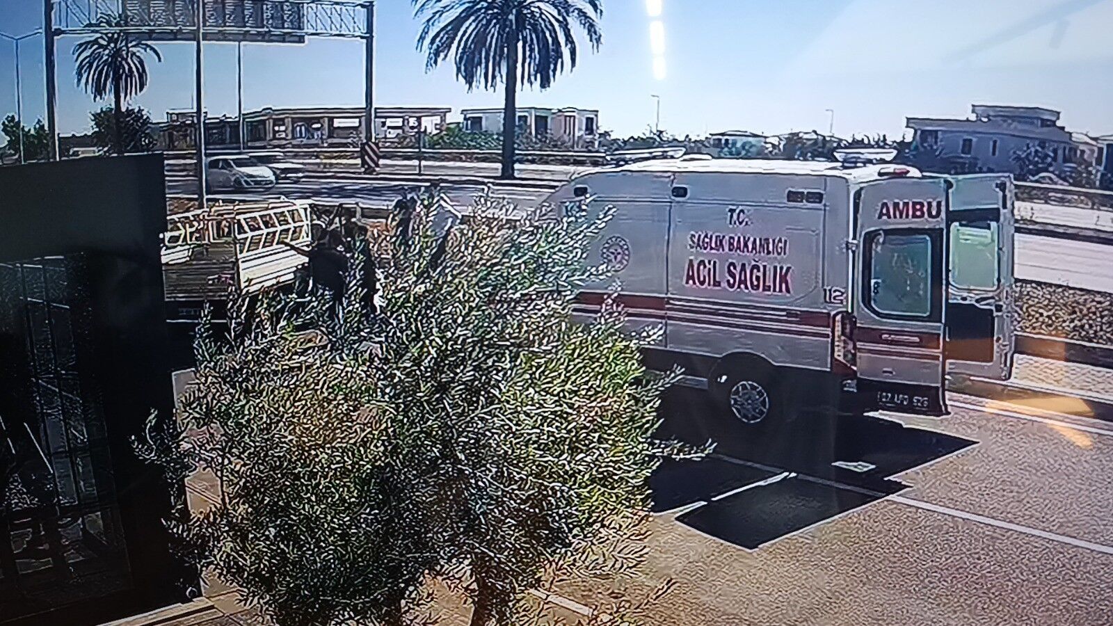 Alanya Antalya Yolunda Ilginç Olay! Motosikletteki Yolcu Motosikletle Kaçtı (2)